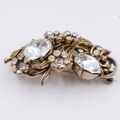 Collectible Hollycraft Brooch 1950s