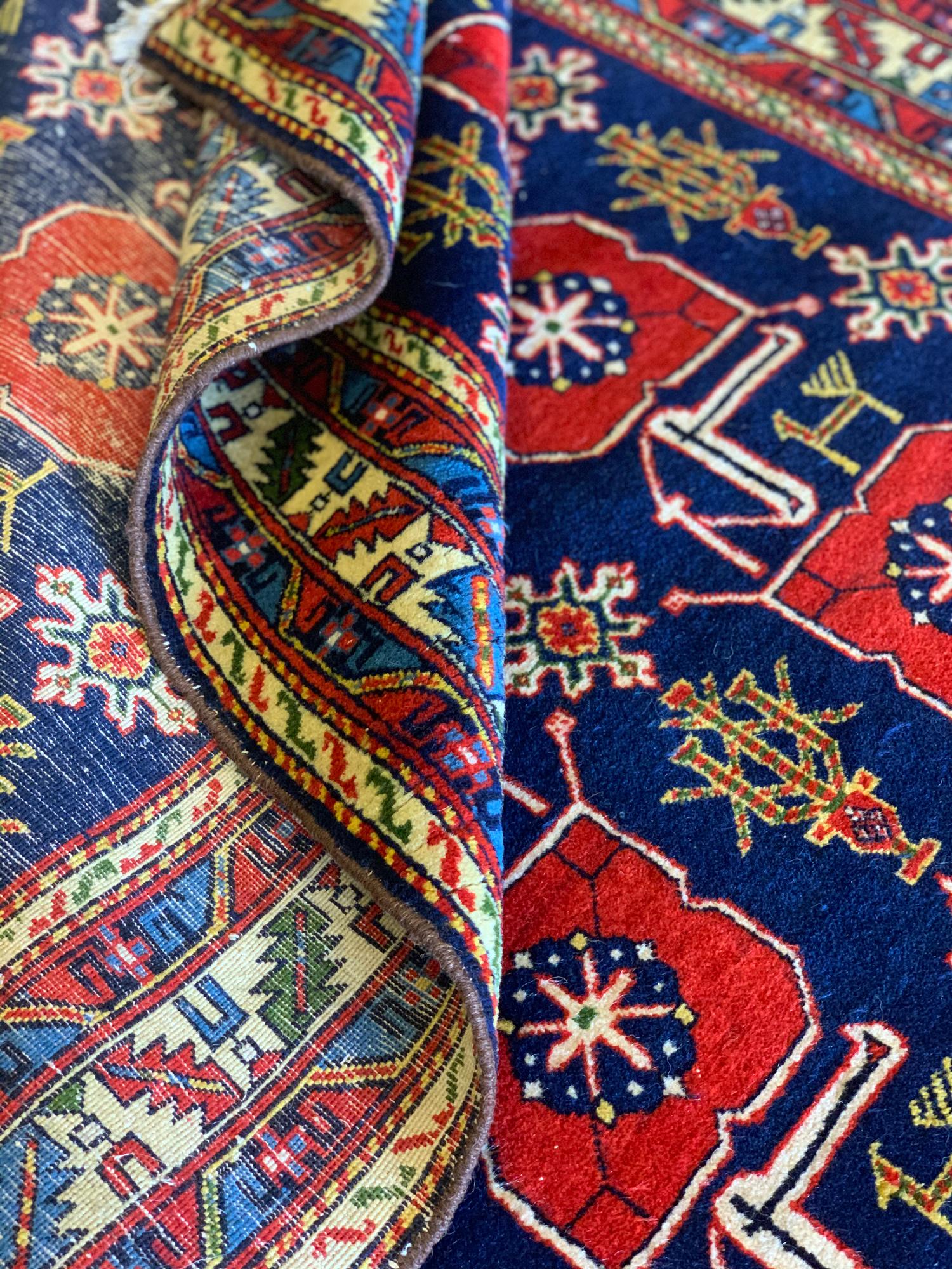 Antiker handgewebter KaraKashli-Teppich aus Wolle, Sammlerstück im Angebot 1