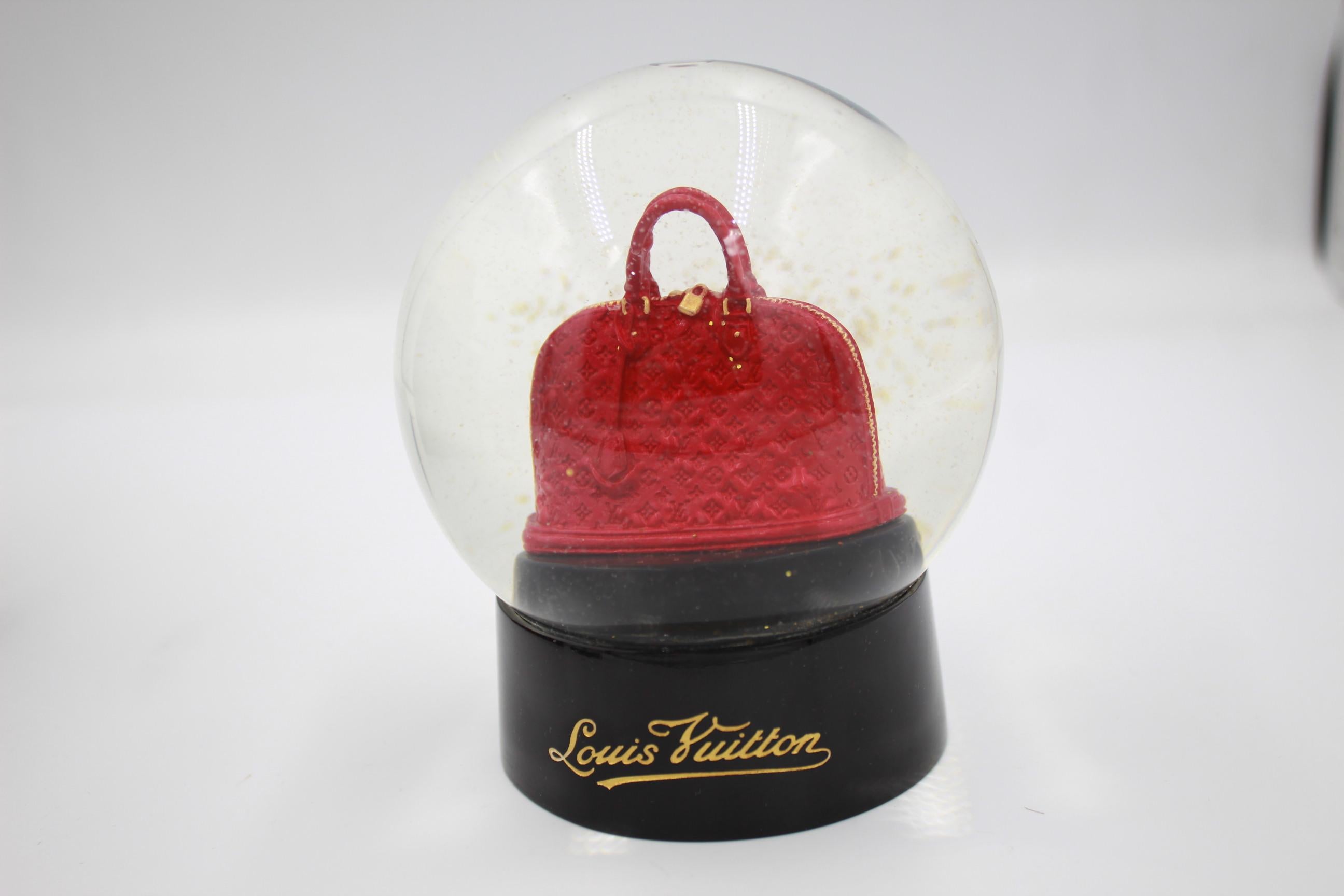 Louis Vuitton Snow Globe - 3 For Sale on 1stDibs