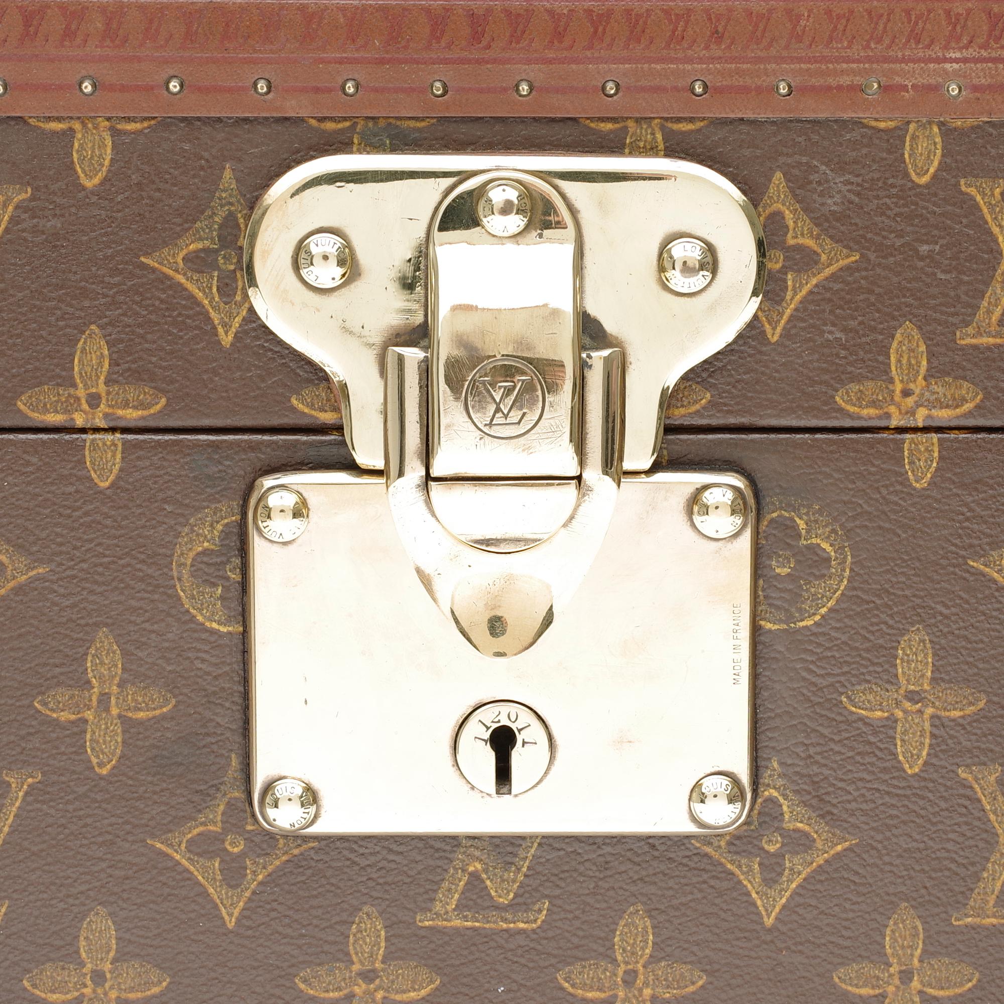Brown Collectible Louis Vuitton Cabin Vanity Case in monogram Canvas