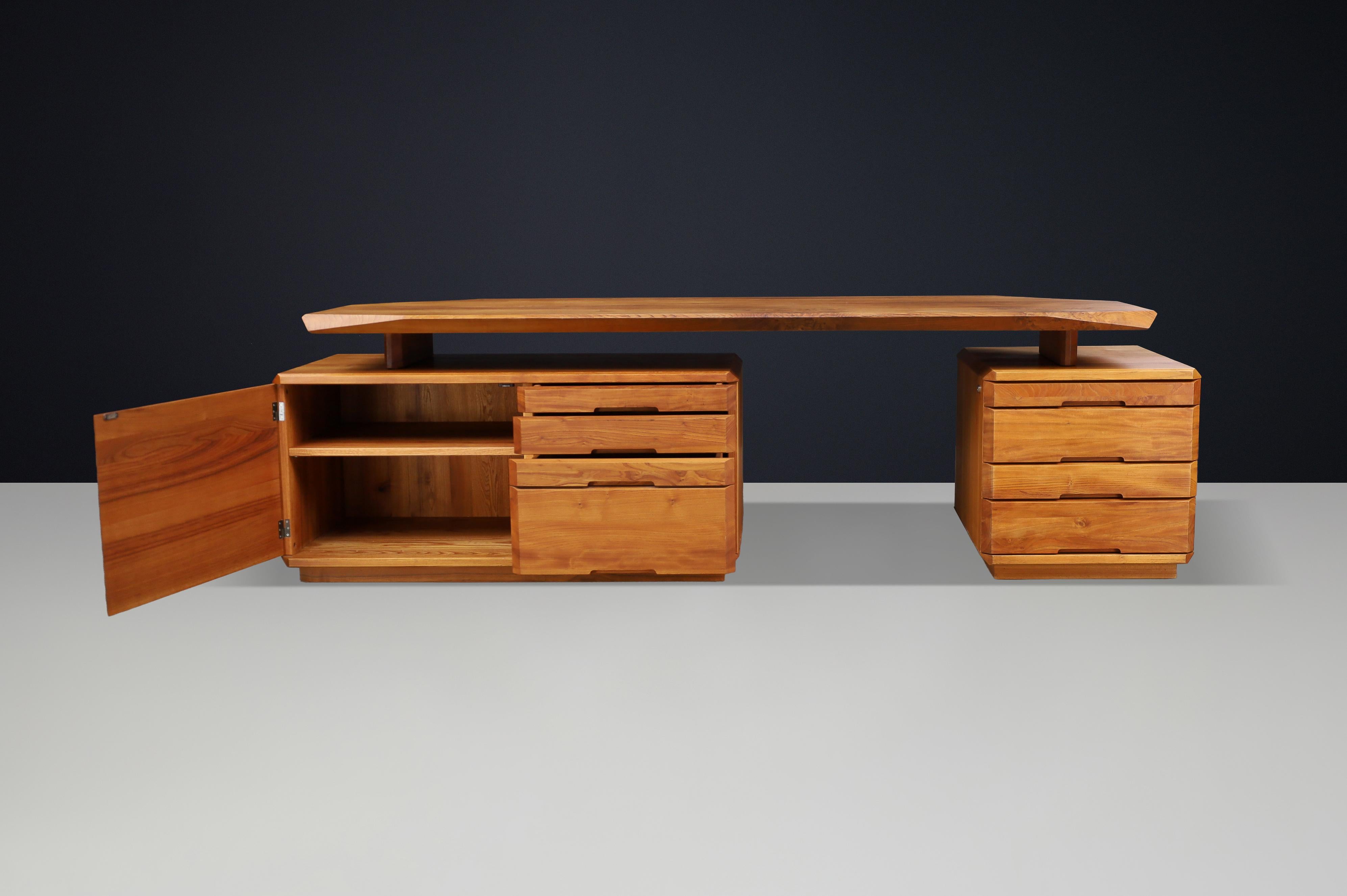 Collectional Pierre Chapo B40 Schreibtisch, 1970er Jahre, Ulme massiv, Original Patina, Frankreich im Angebot 7