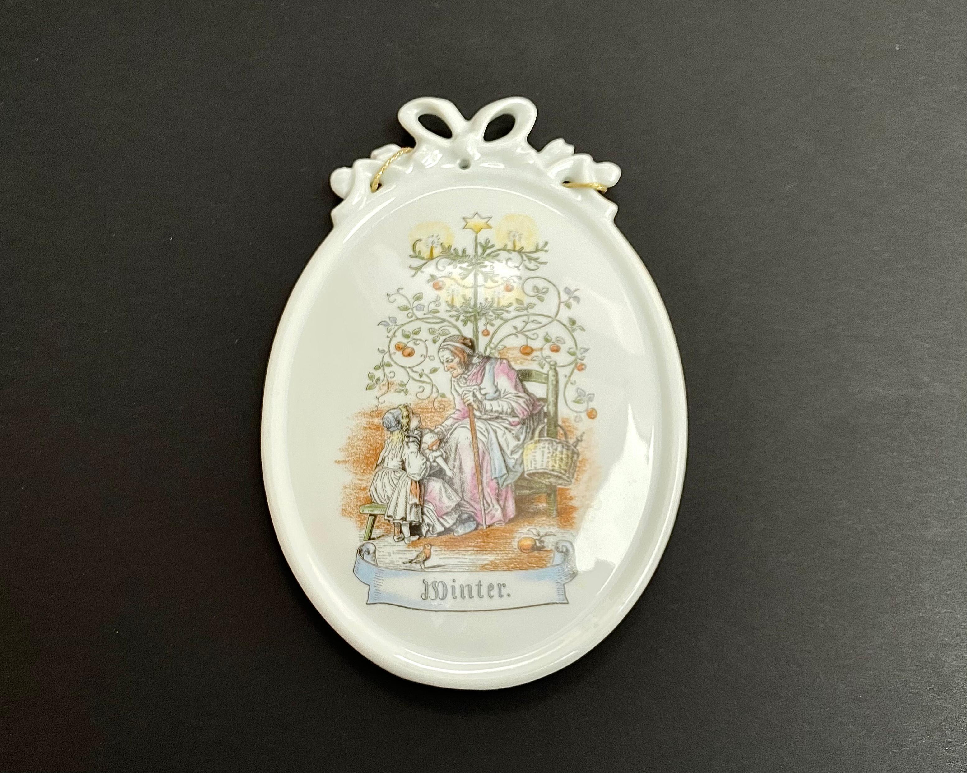 Collectible Porcelain Panels Plaquette Seasons Tettau, Set 4, Germany, 1970s In Excellent Condition In Bastogne, BE