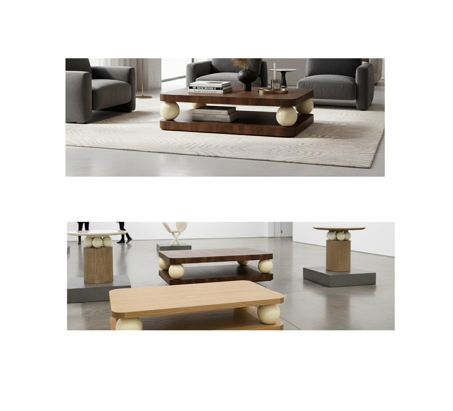 Table basse de collection en noyer et sphères laquées par José Castro Neuf - En vente à NEW YORK, NY