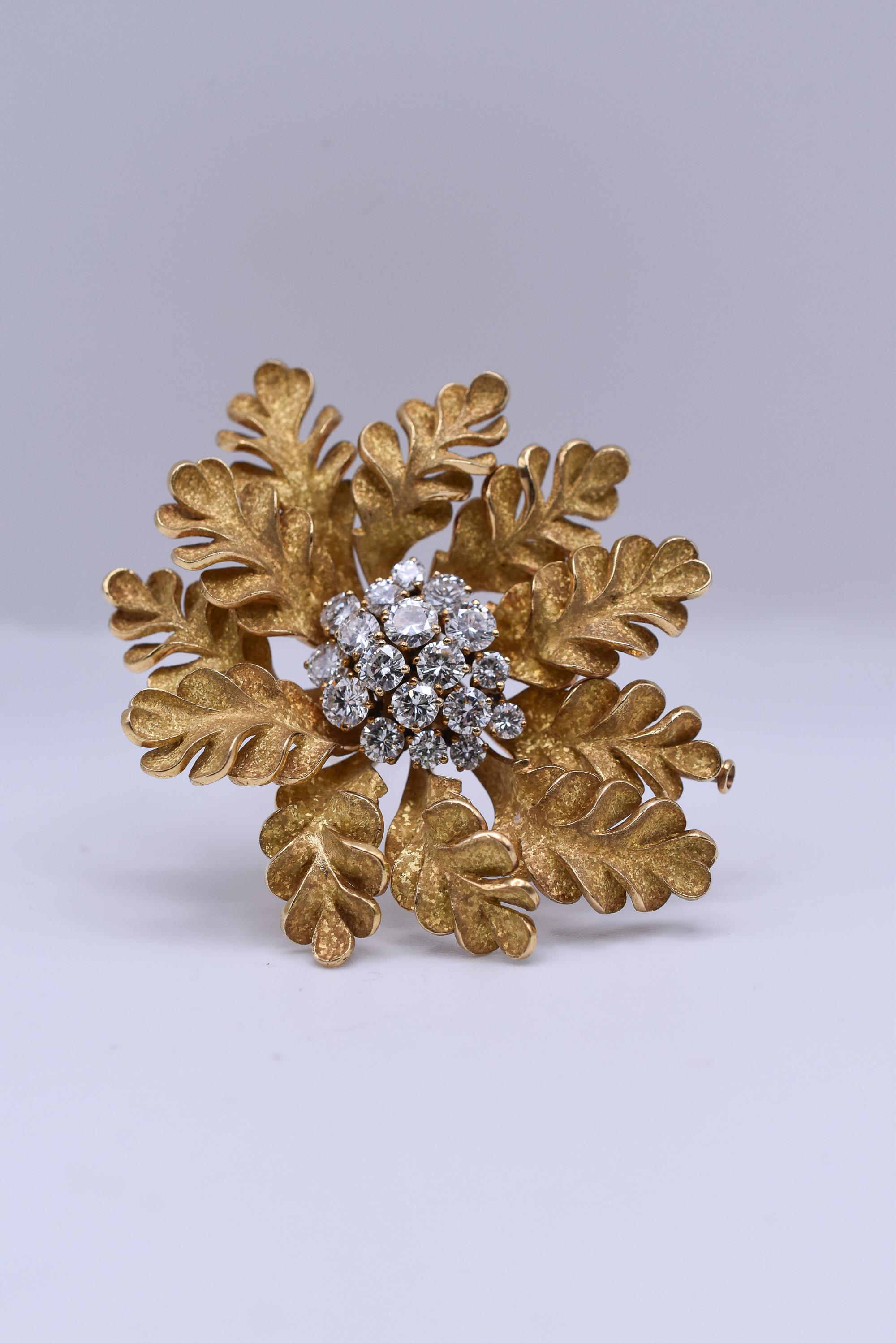 Brilliant Cut Collectible Vintage Bulgari Diamond and Gold Brooch, circa 1970 For Sale