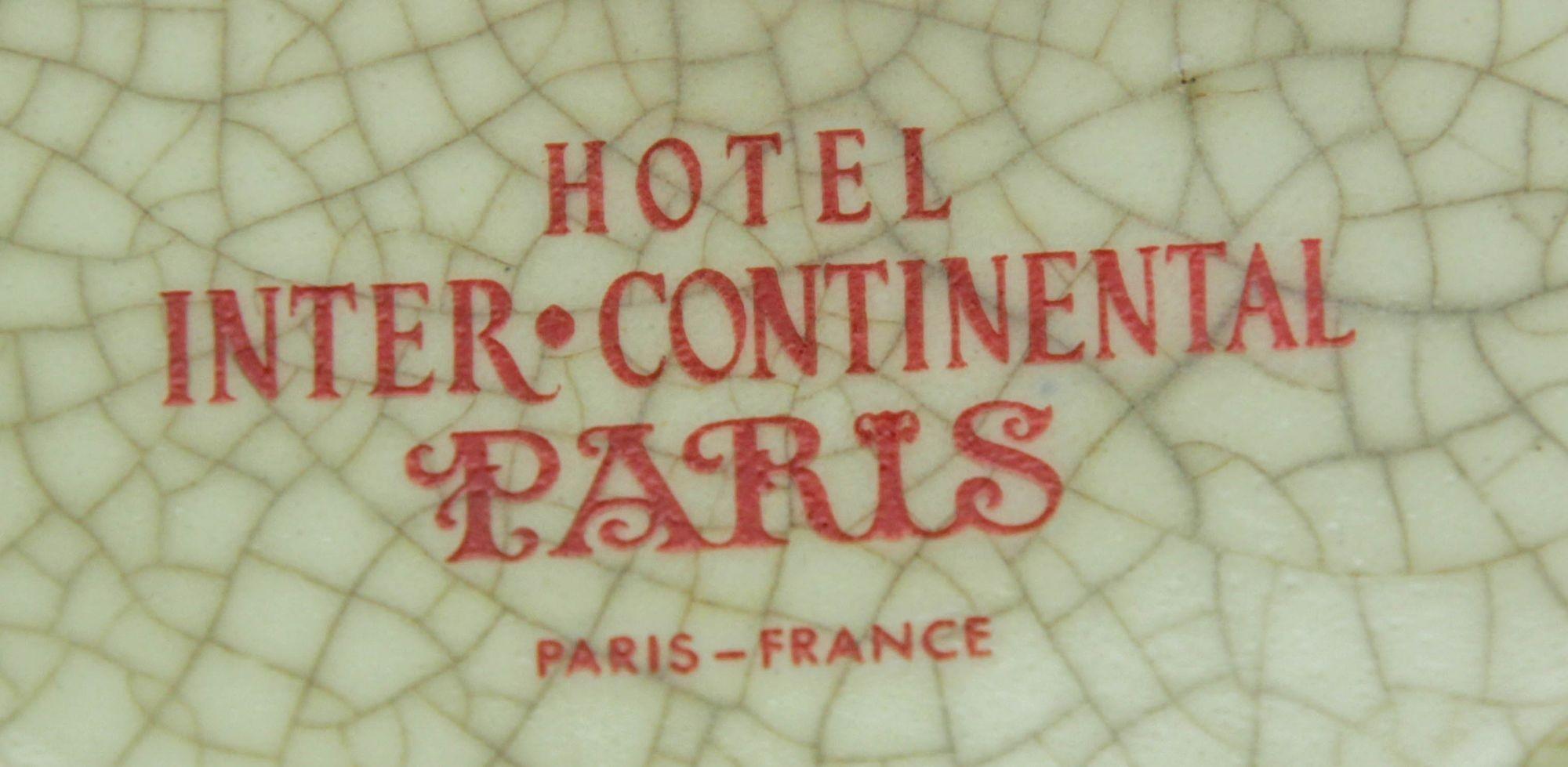 20th Century Collectible White Porcelain Ashtray Hotel Intercontinental Paris France 1950's For Sale