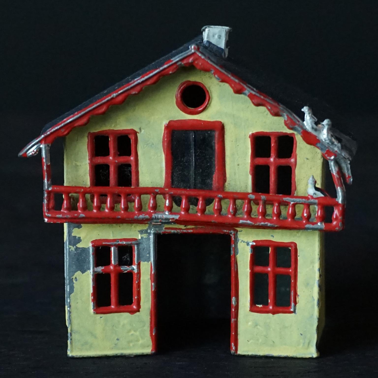 Kollektion 1900er Edwardianische Miniatur-Tin-Spielzeuge Bauern Tiere Menschen und Parkbäume im Angebot 7