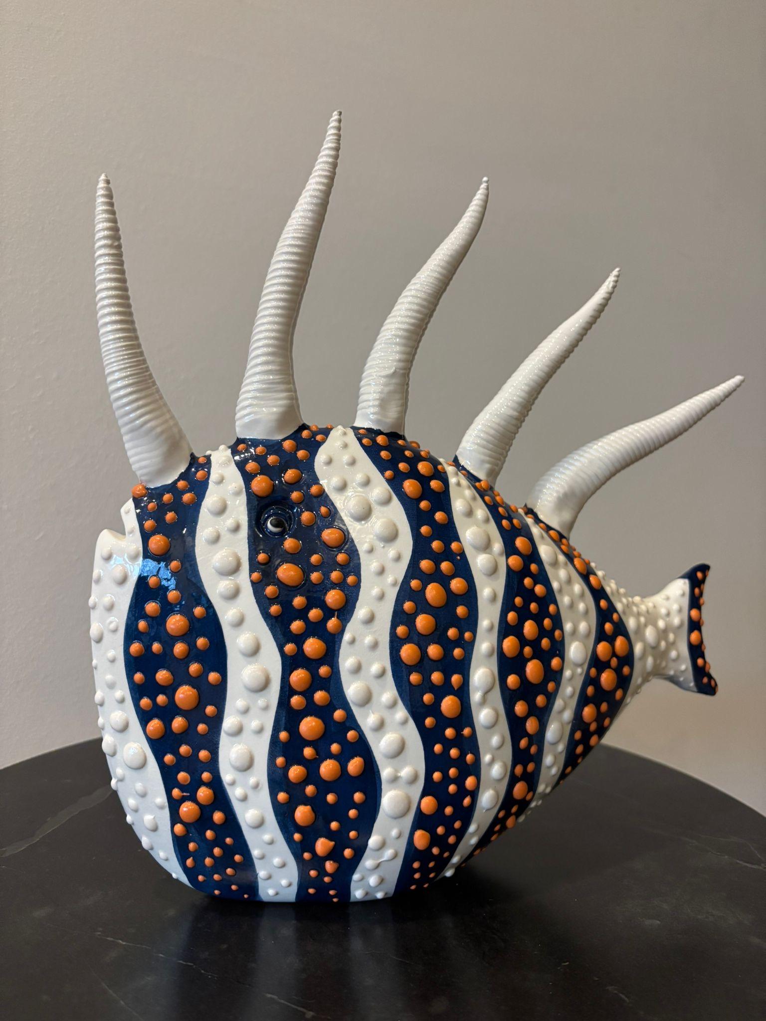 Collectional 4 Poisson décoratif, centre de table en céramique. Fabriqué à la main Italie. Sur mesure. 2025 en vente 4