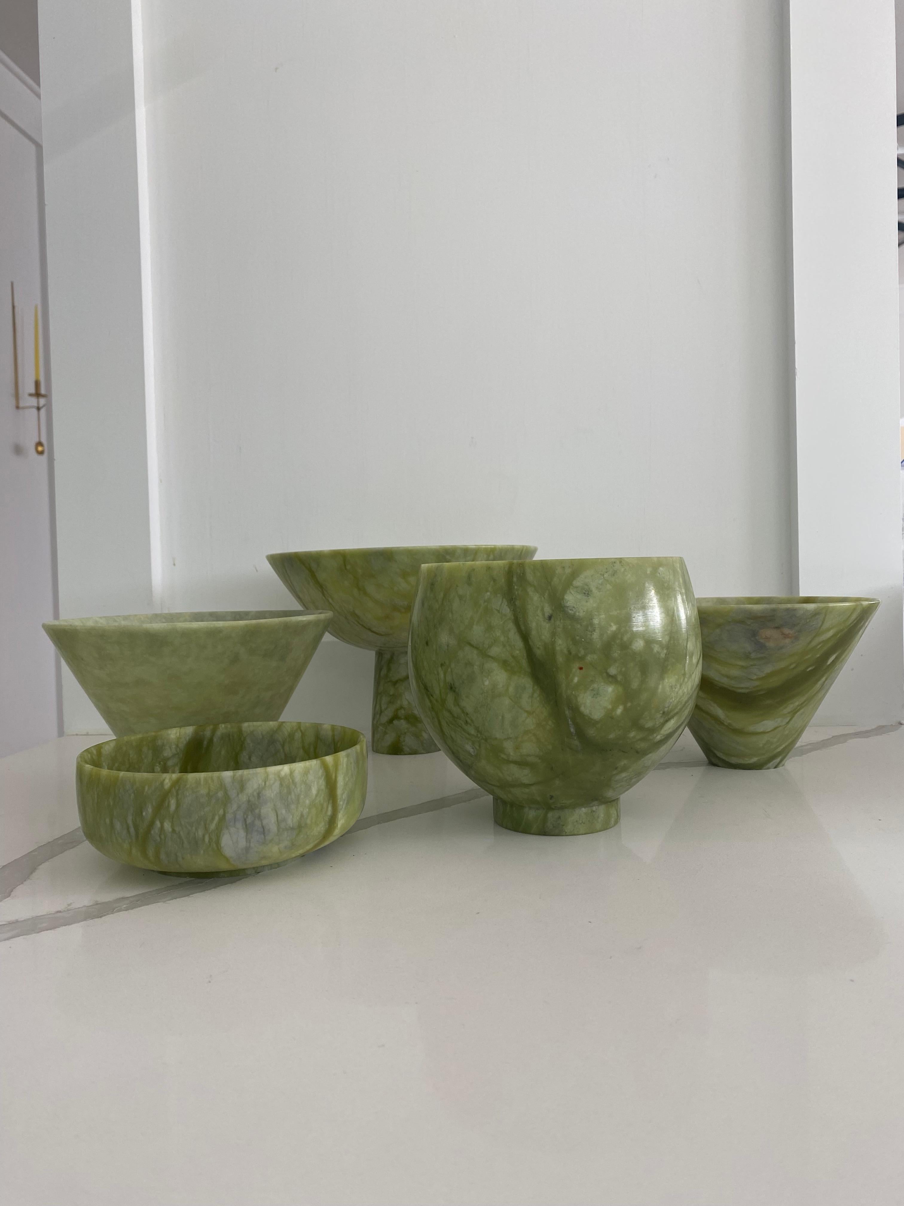 Collection 5 jade? stone Chinese bowls green veined modern shapes  For Sale 7