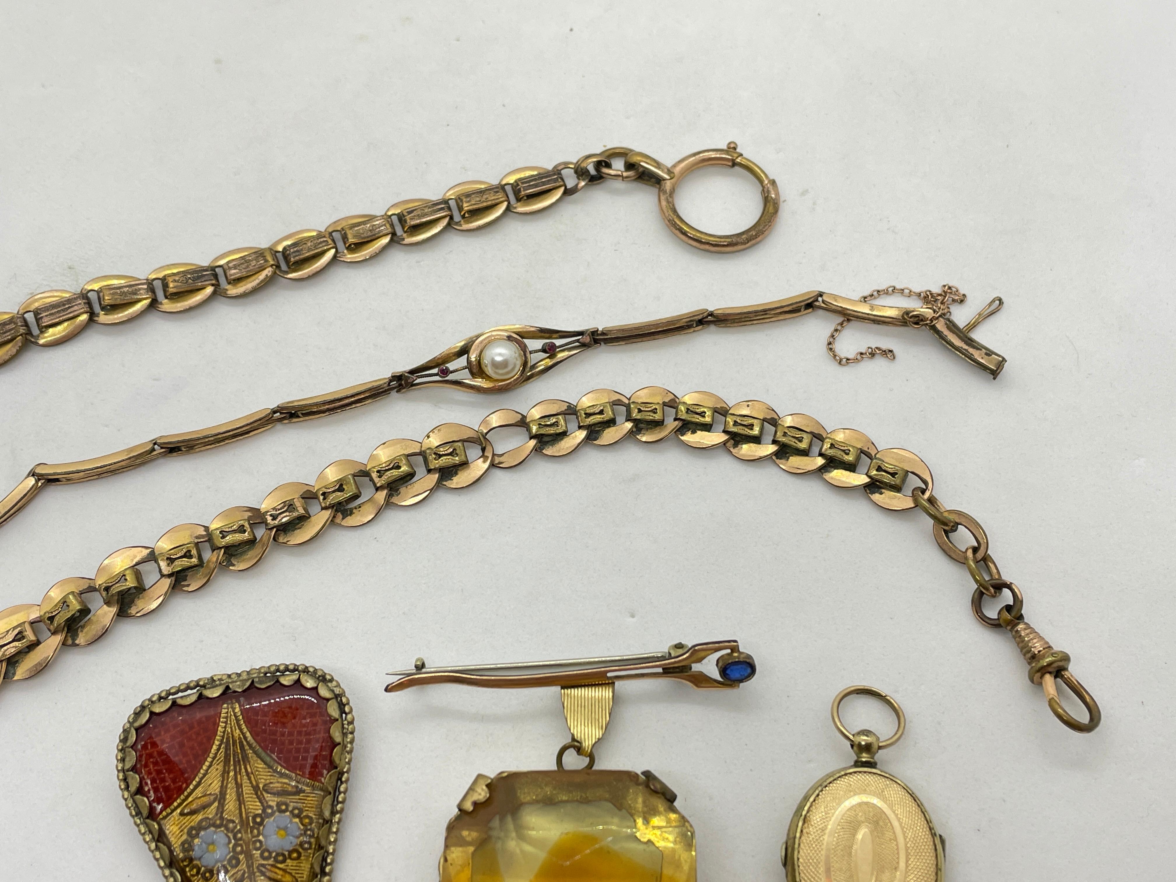 Collection de broches et pendentifs en chaîne de montre Art nouveau allemand ancien avec bijoux, années 1900 en vente 3