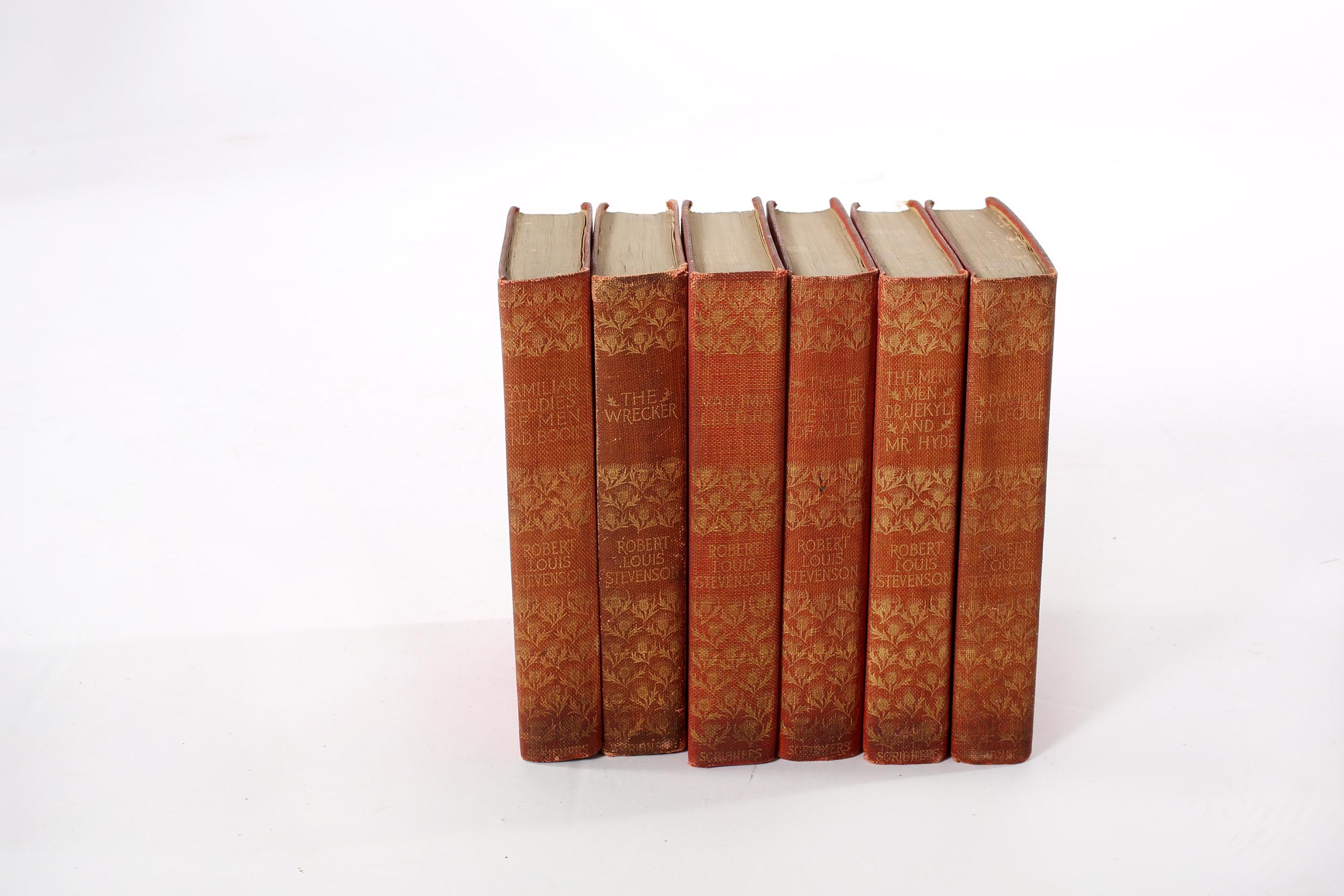 Collection Gilt Leather Bound Books / Eighteen Volumes 1