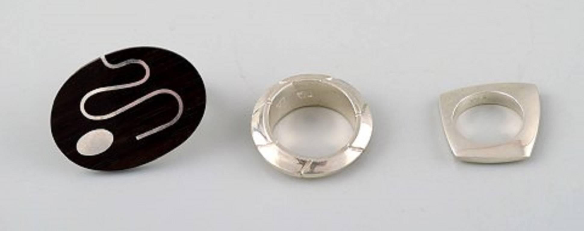six jewellery rings