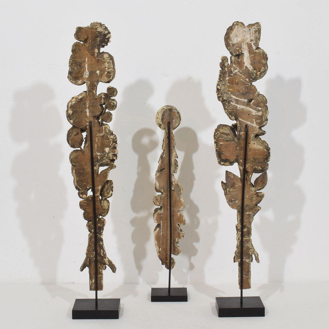Collection Late 18th Century French Neoclassical Carved Wooden Ornaments For Sale 1