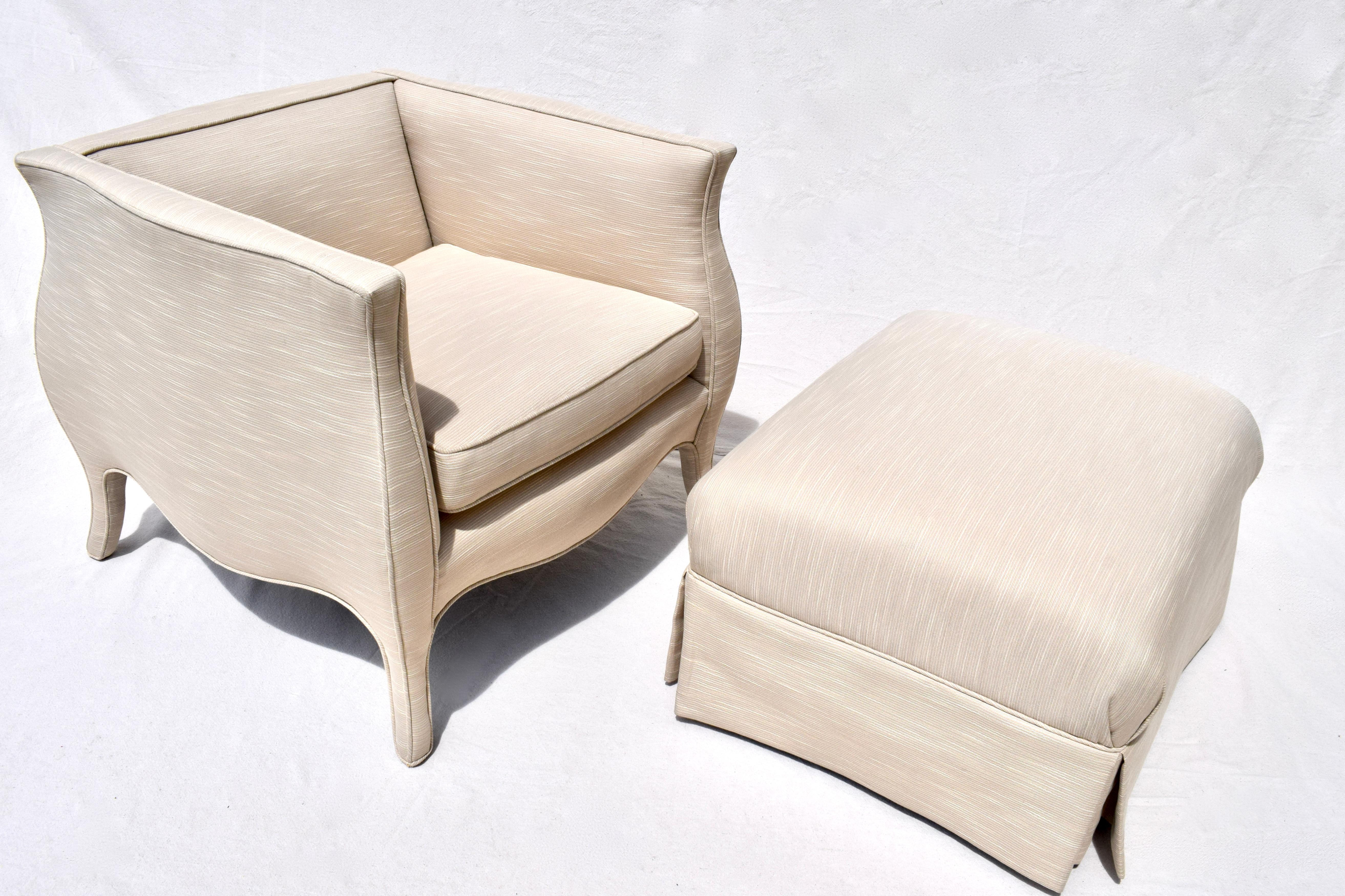 An unusual custom chair & ottoman set by Richard Himmel c. 1970s in excellent vintage condition as if frozen in time. Newer upholstery in rarely used condition.
Ottoman dimensions: 28