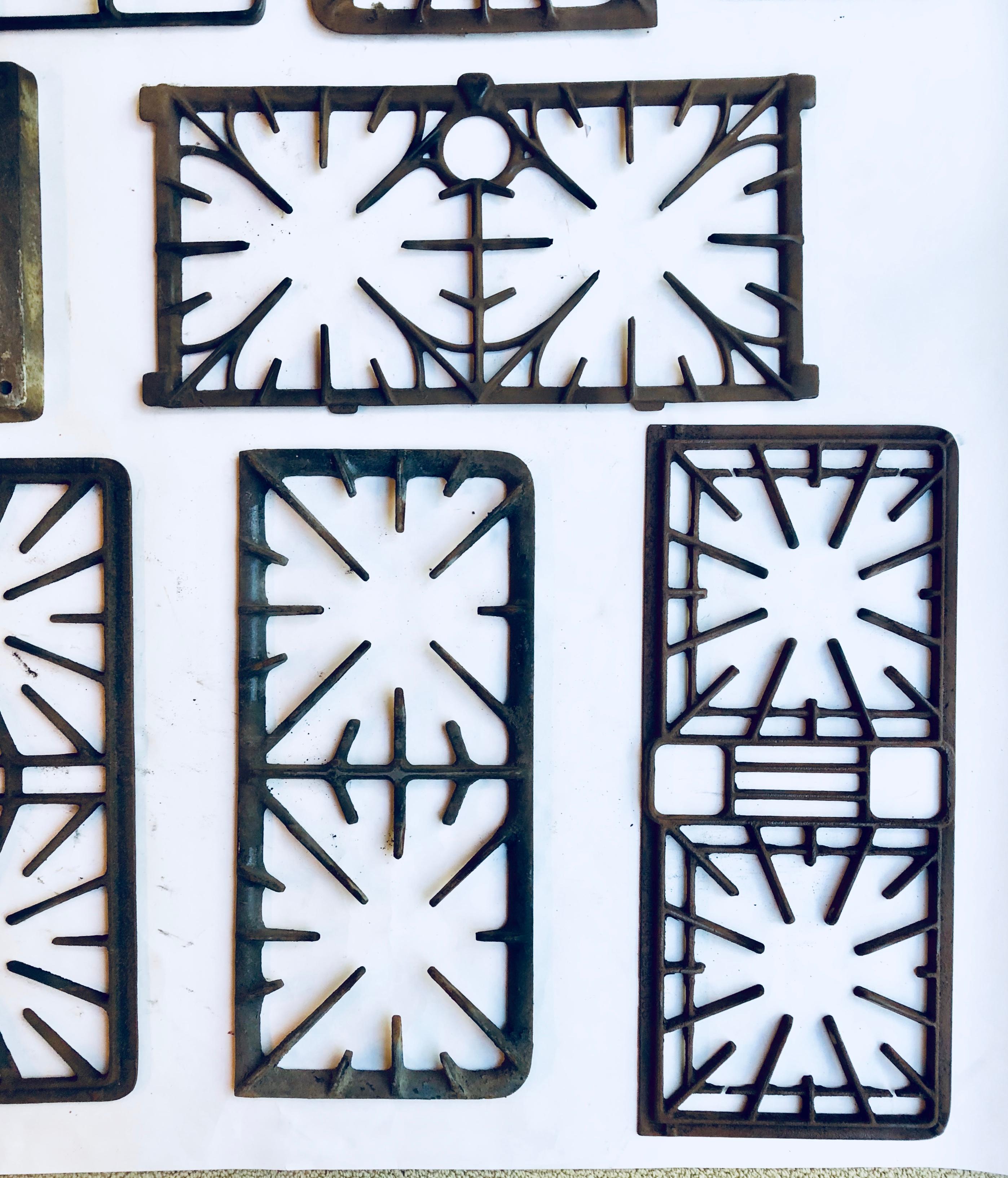 Collection of 11 Rare Antique Cast Iron Stove Grates, circa 1920-1950 In Good Condition In Stamford, CT