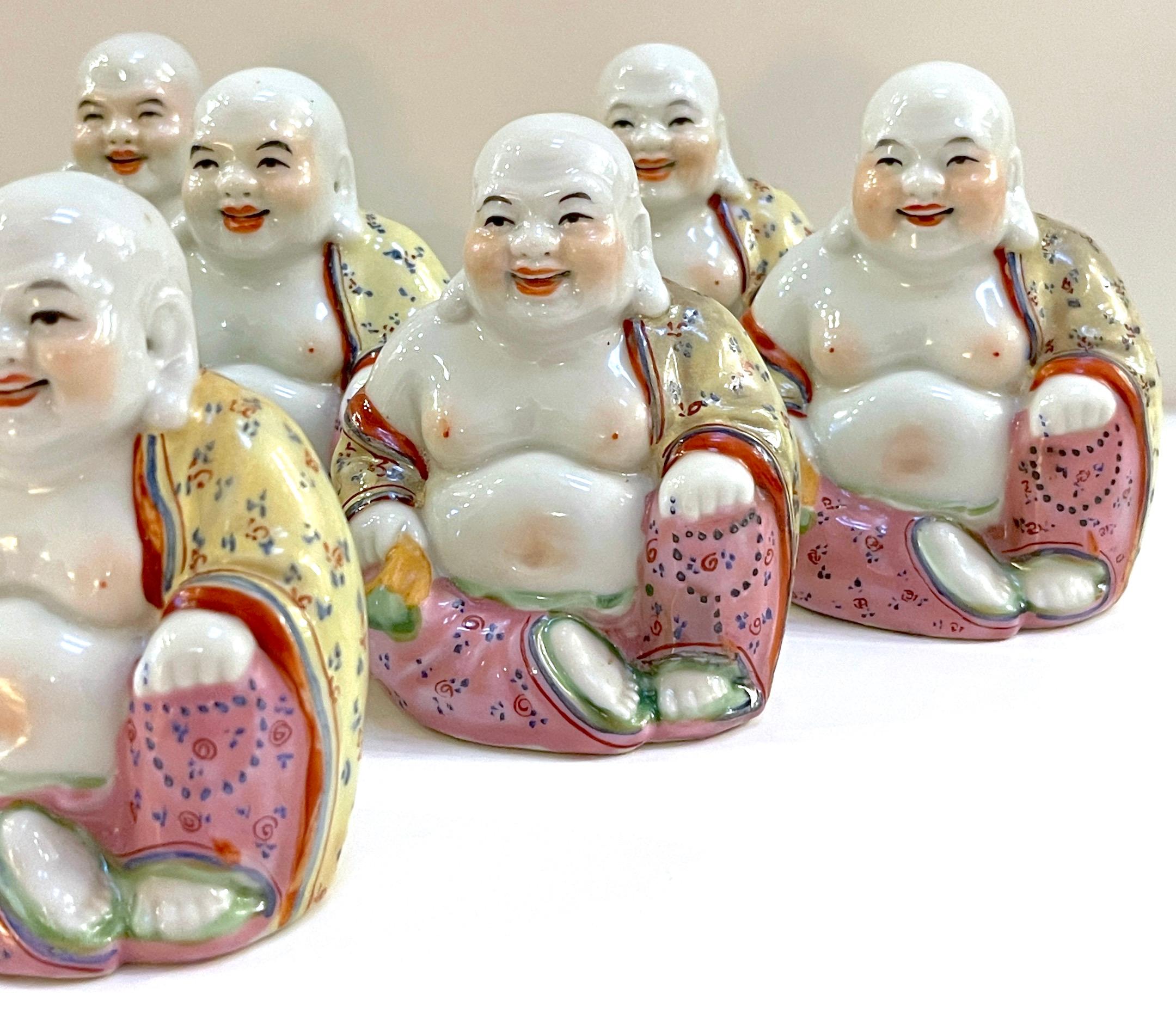 Collection of 12 Chinese Export Famille-Verte Porcelain Diminutive Buddhas In Good Condition In West Palm Beach, FL
