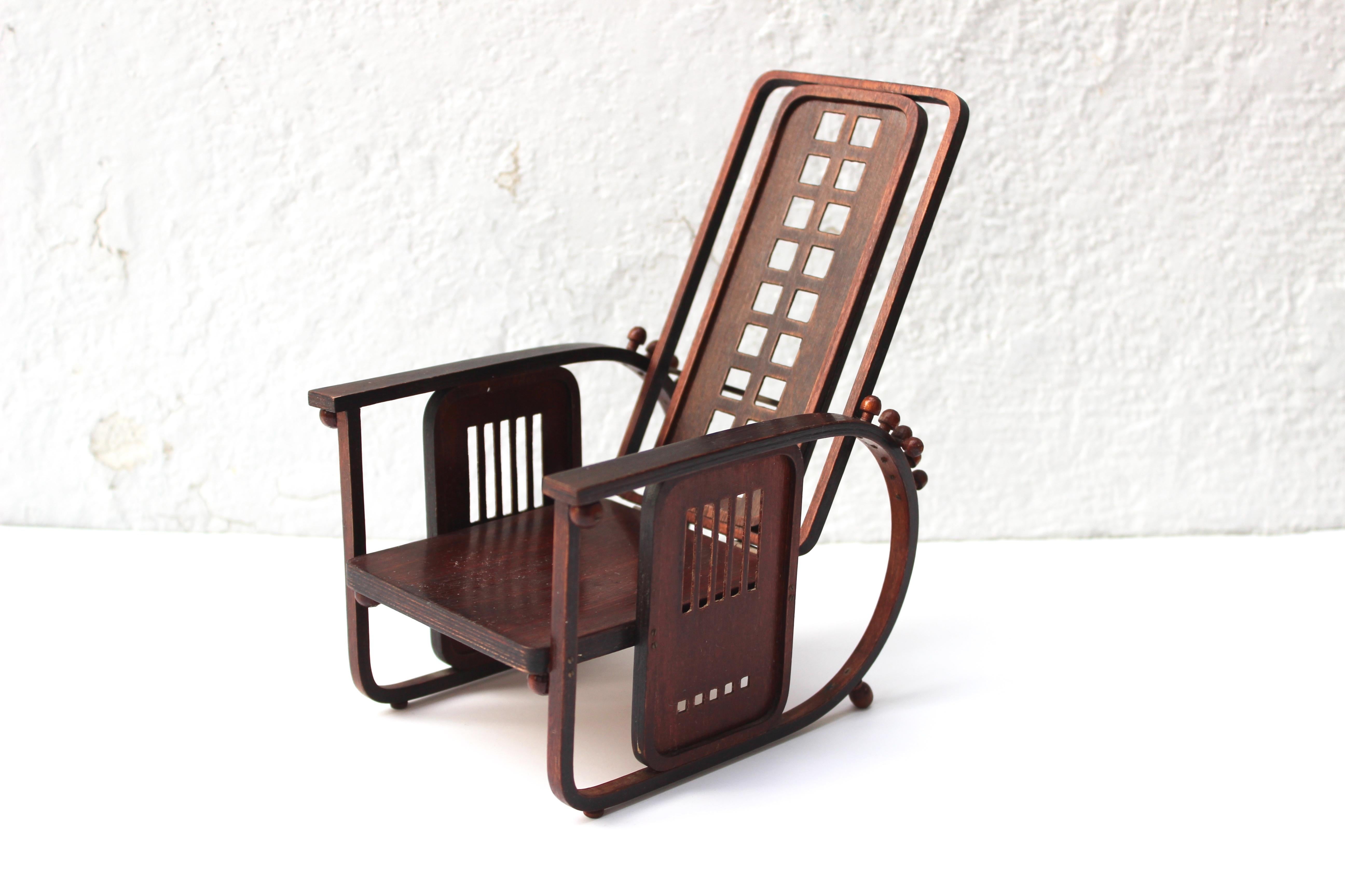 Sammlung von 12 Vitra Miniatur-Stühlen 8