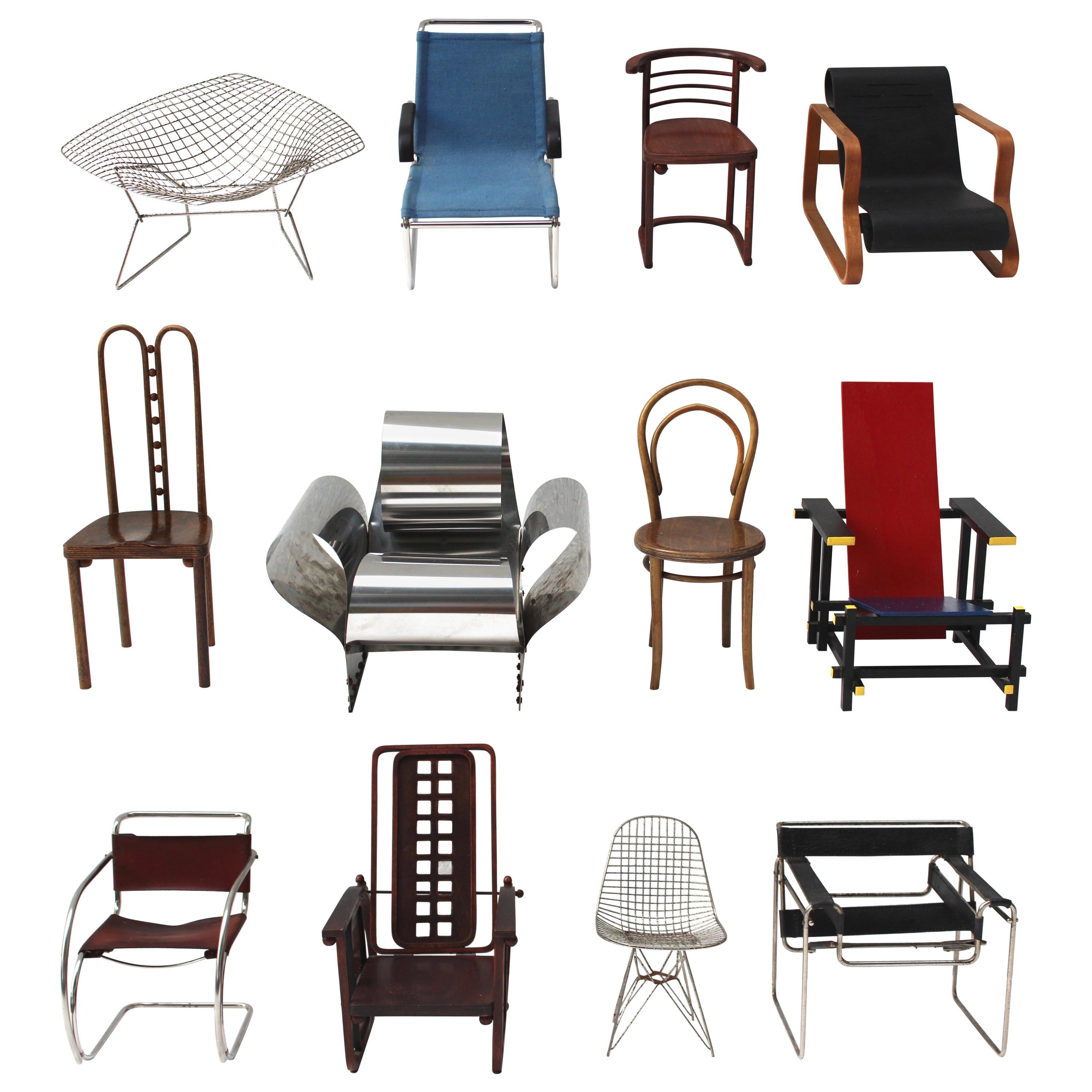 Sammlung von 12 Vitra Miniatur-Stühlen