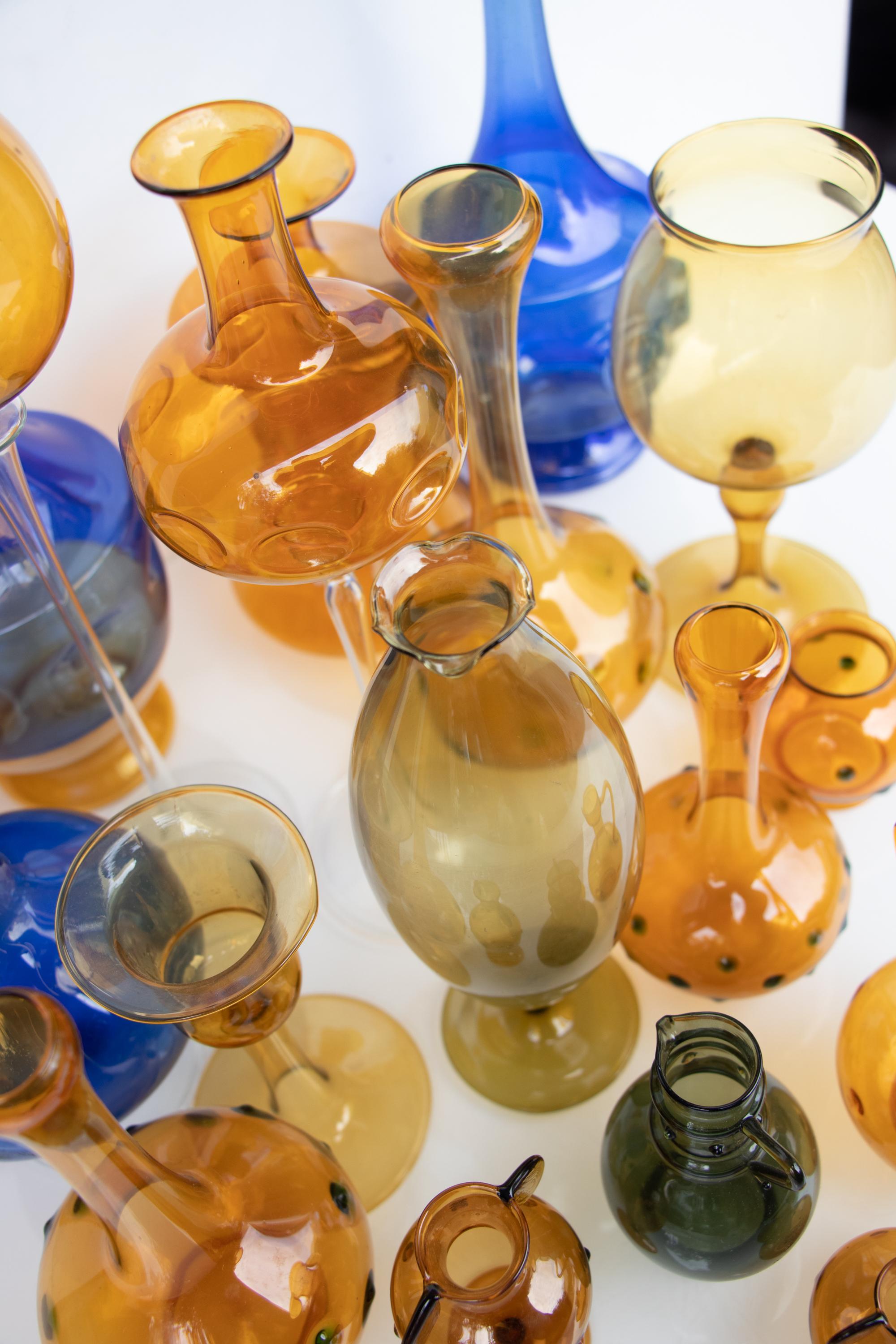 Hand-Crafted Collection of 18 Decorative Glass Vases by Bimini / Lauscha For Sale