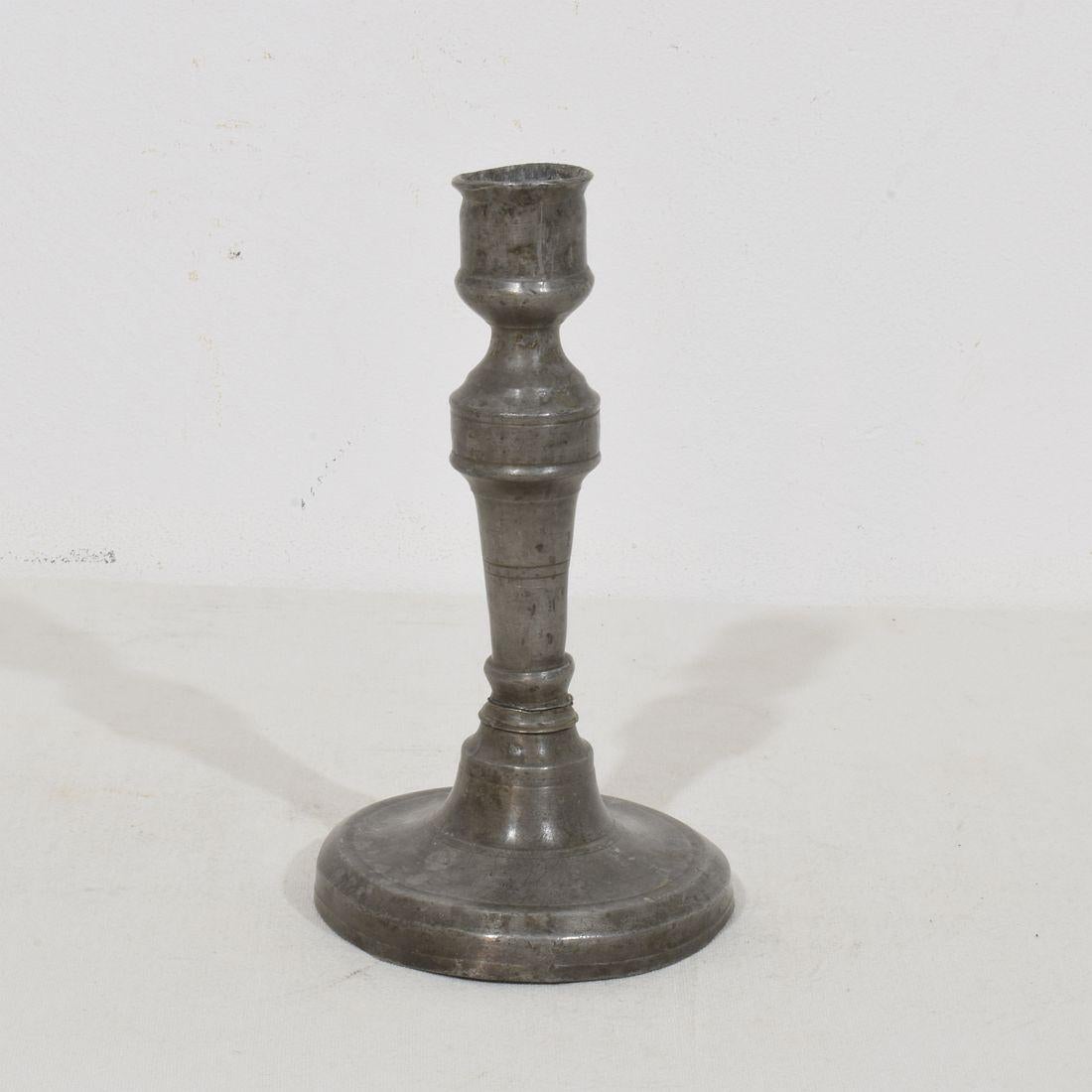 Collezione di portacandele in peltro francesi del XVIII-XIX secolo in vendita 5