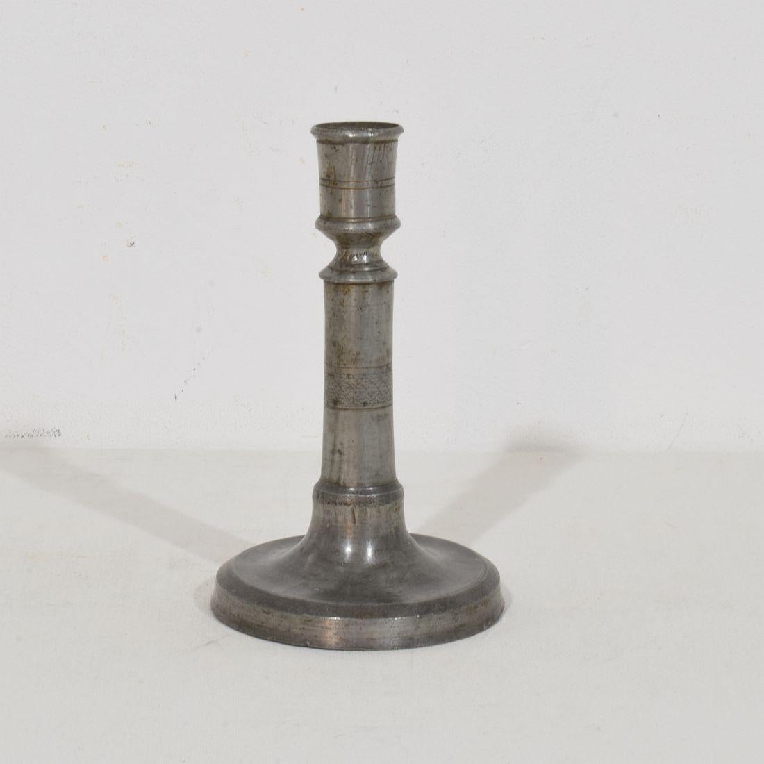 Collezione di portacandele in peltro francesi del XVIII-XIX secolo in vendita 1
