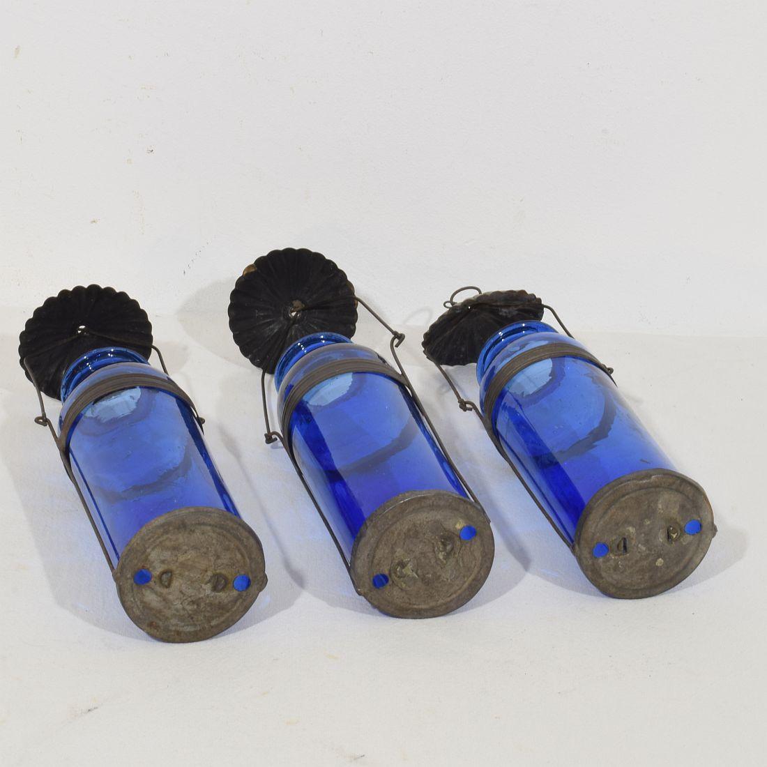 The Collective of 19th Century French Glass Lanterns (Lanternes en verre françaises du 19e siècle) en vente 4