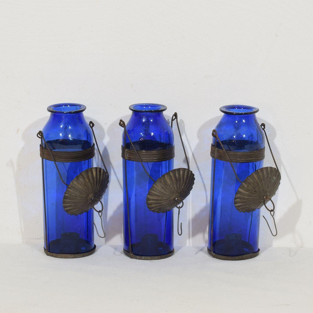 Français The Collective of 19th Century French Glass Lanterns (Lanternes en verre françaises du 19e siècle) en vente