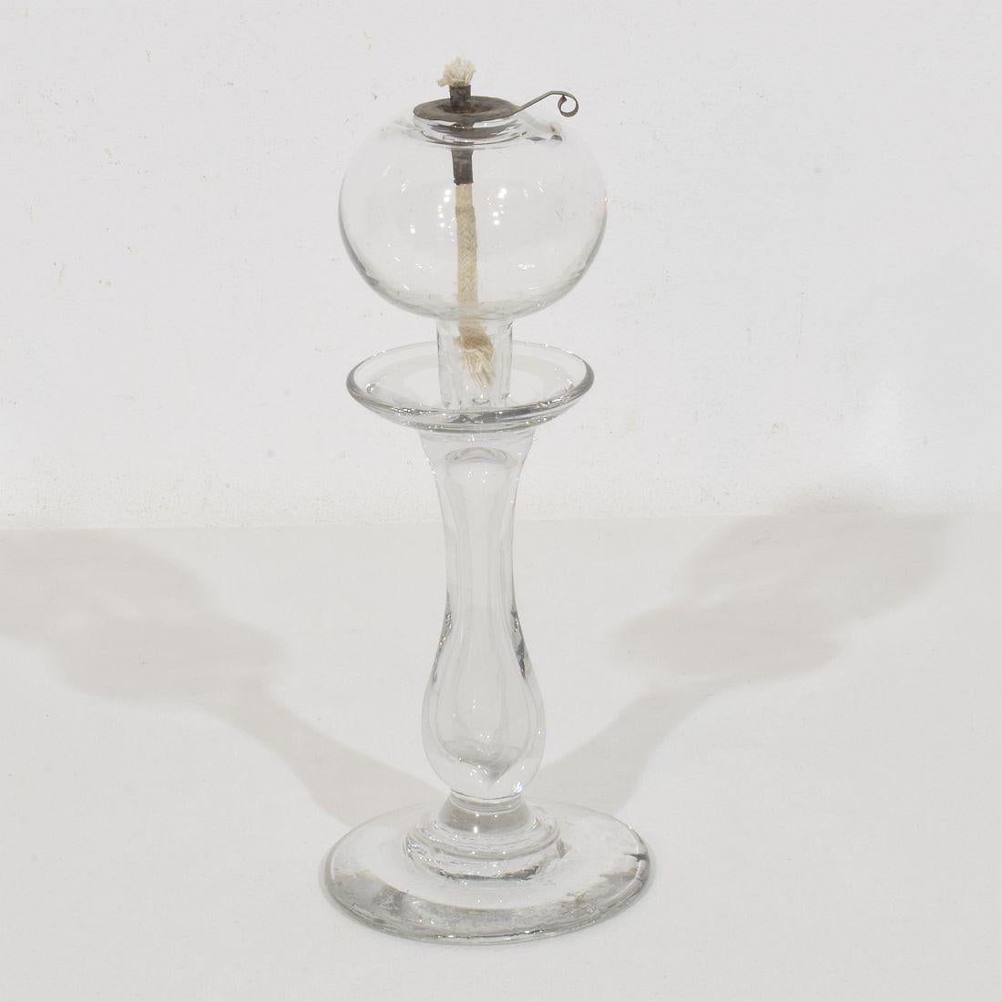 Collection of 19th Century French Glass Weaver Oil Lamps im Angebot 7