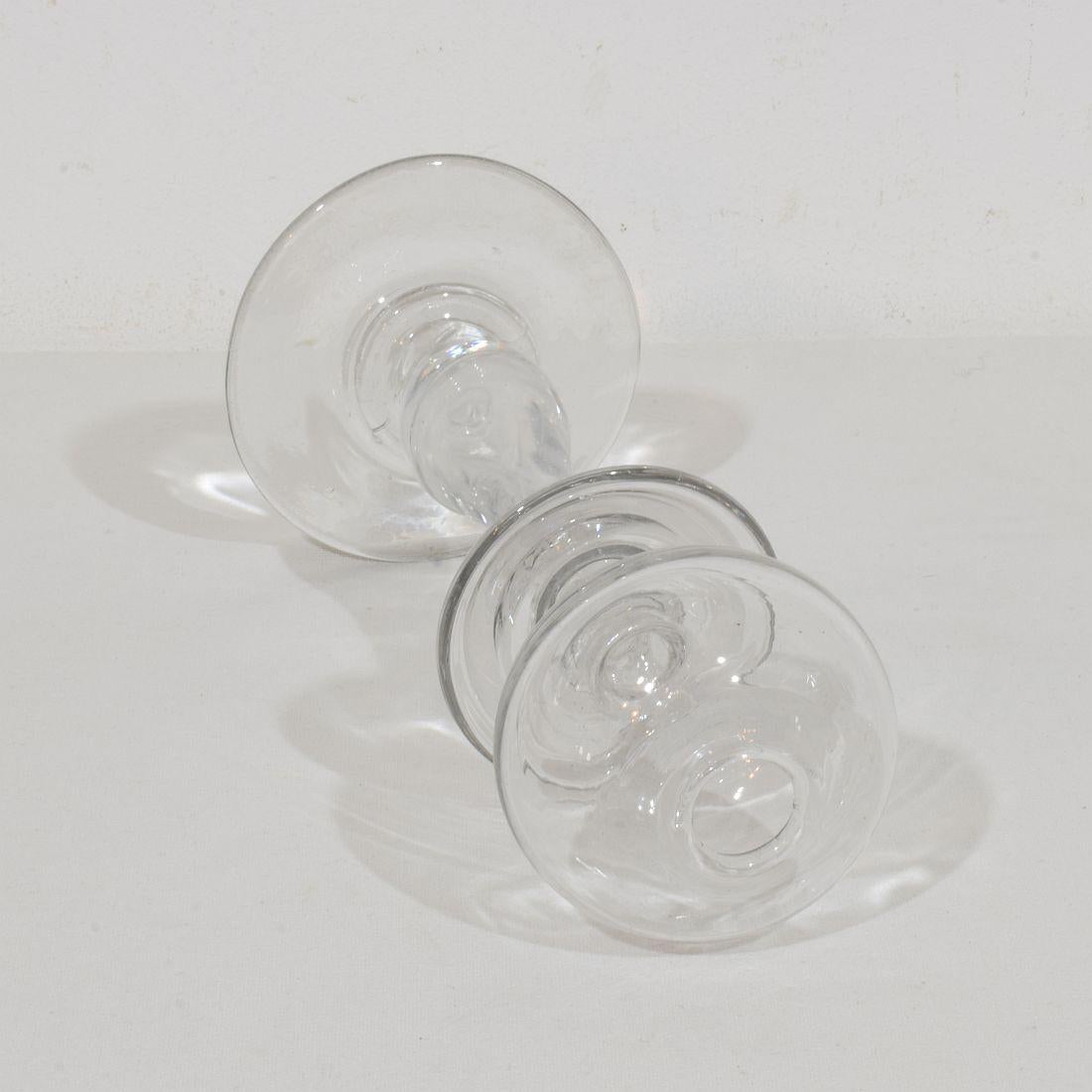 Collection of 19th Century French Glass Weaver Oil Lamps im Angebot 9