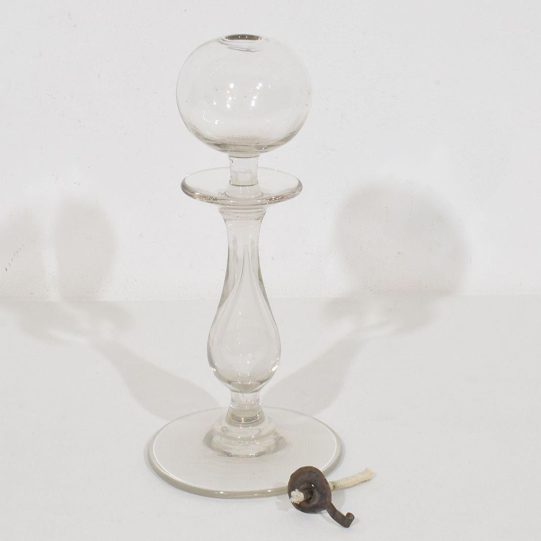 Français Collection de lampes à huile en verre du 19e siècle de style French Weaver en vente