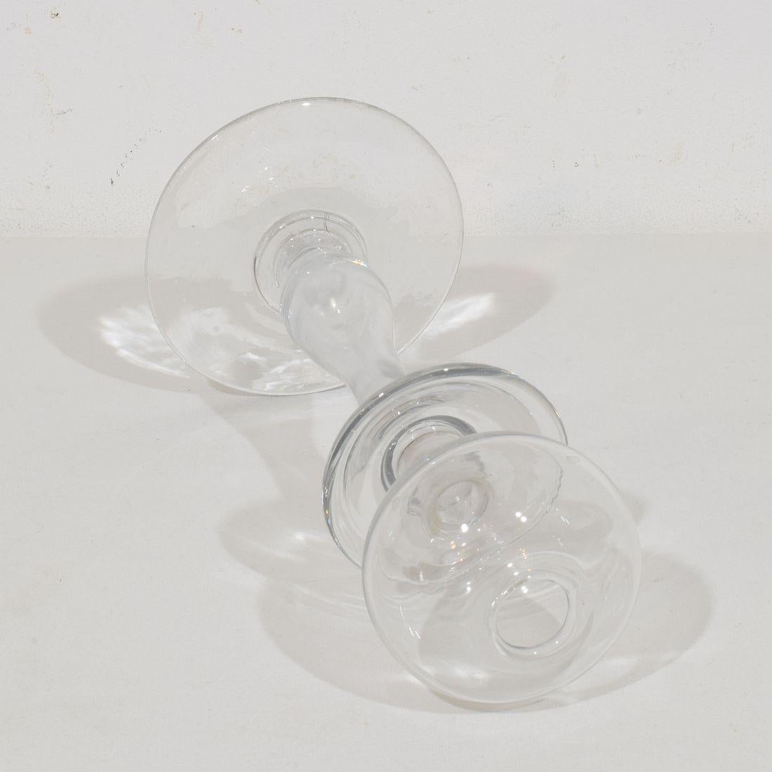 Collection of 19th Century French Glass Weaver Oil Lamps (Handgefertigt) im Angebot