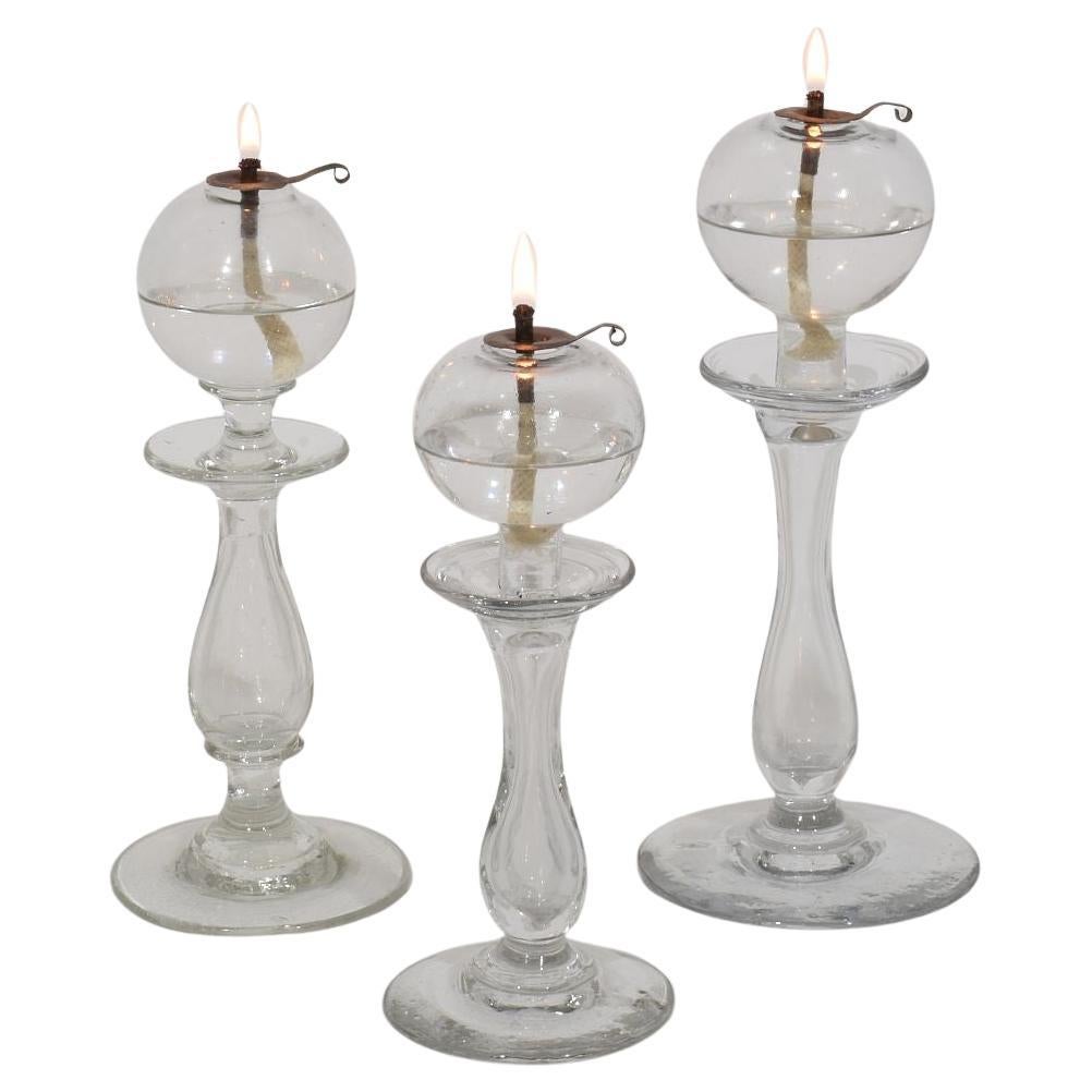 Colección de Lámparas de Aceite de Vidrio Weaver Francesas del Siglo XIX