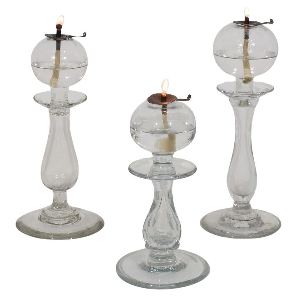 Colección de Lámparas de Aceite de Vidrio Weaver Francesas del Siglo XIX en venta