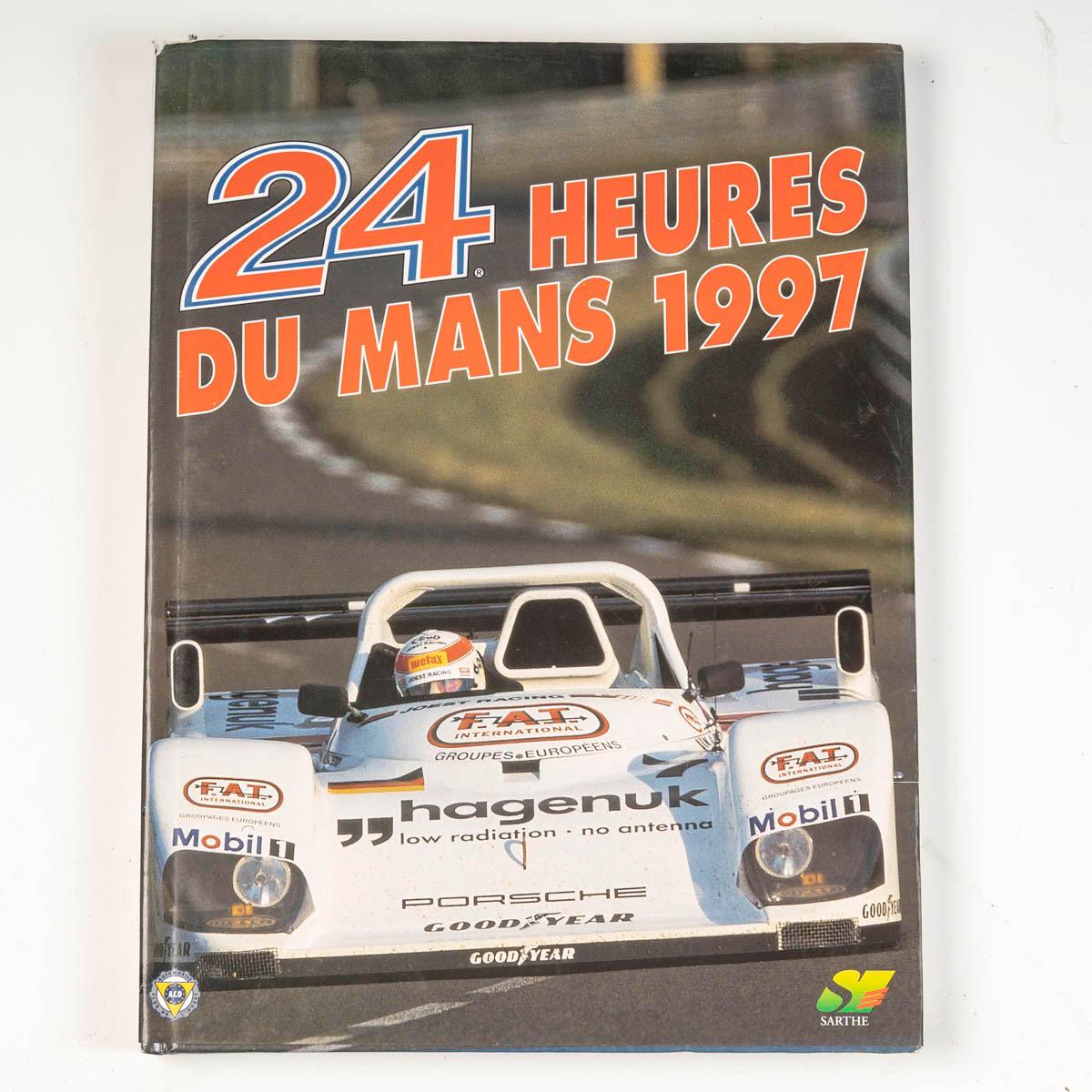 Français Collection de 20 livres, Les 24 heures du Mans, édition annuelle. en vente