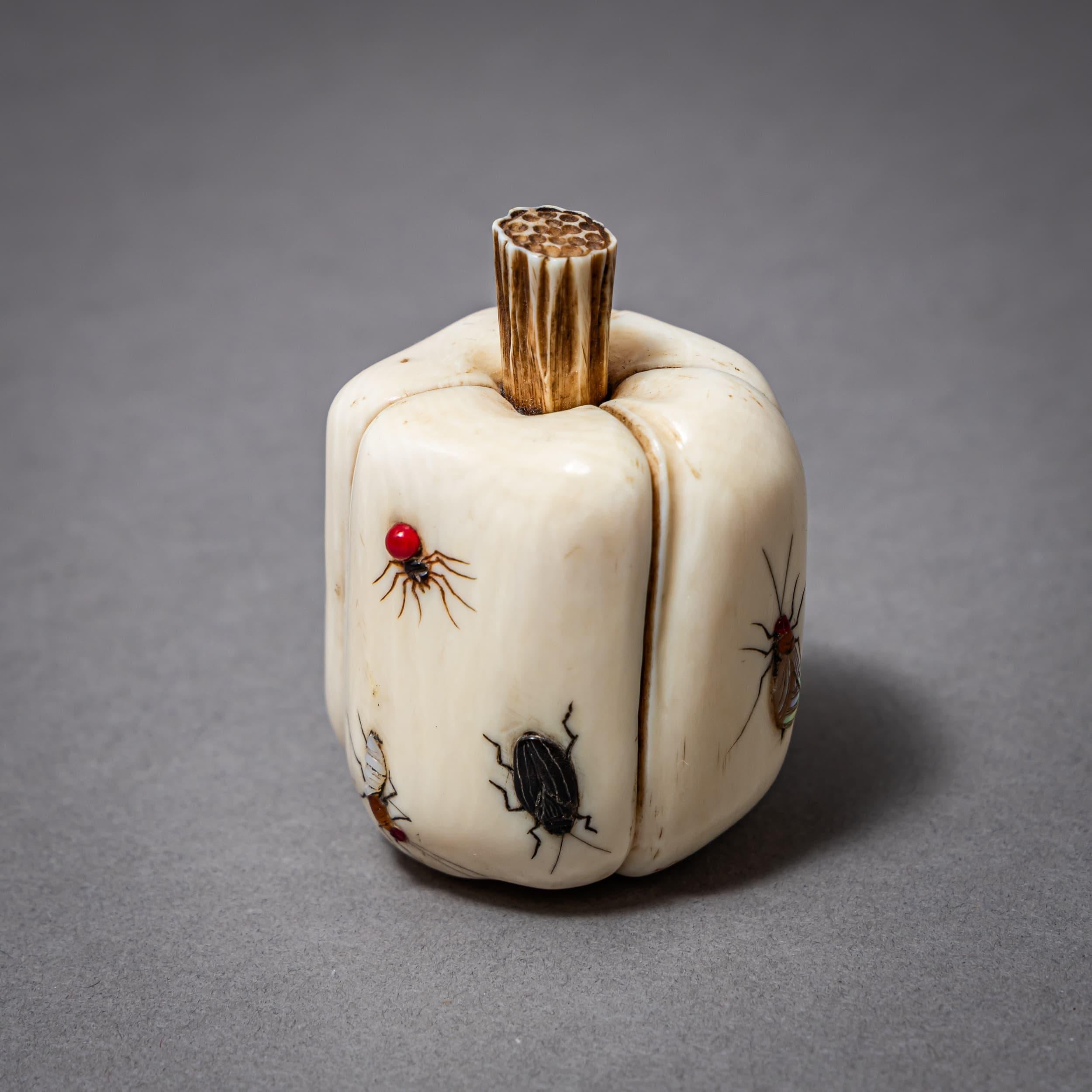 Sammlung von 23 Shibayama-Objekten, Japan, Meiji-Zeit, Ende 19. Jahrhundert im Angebot 8