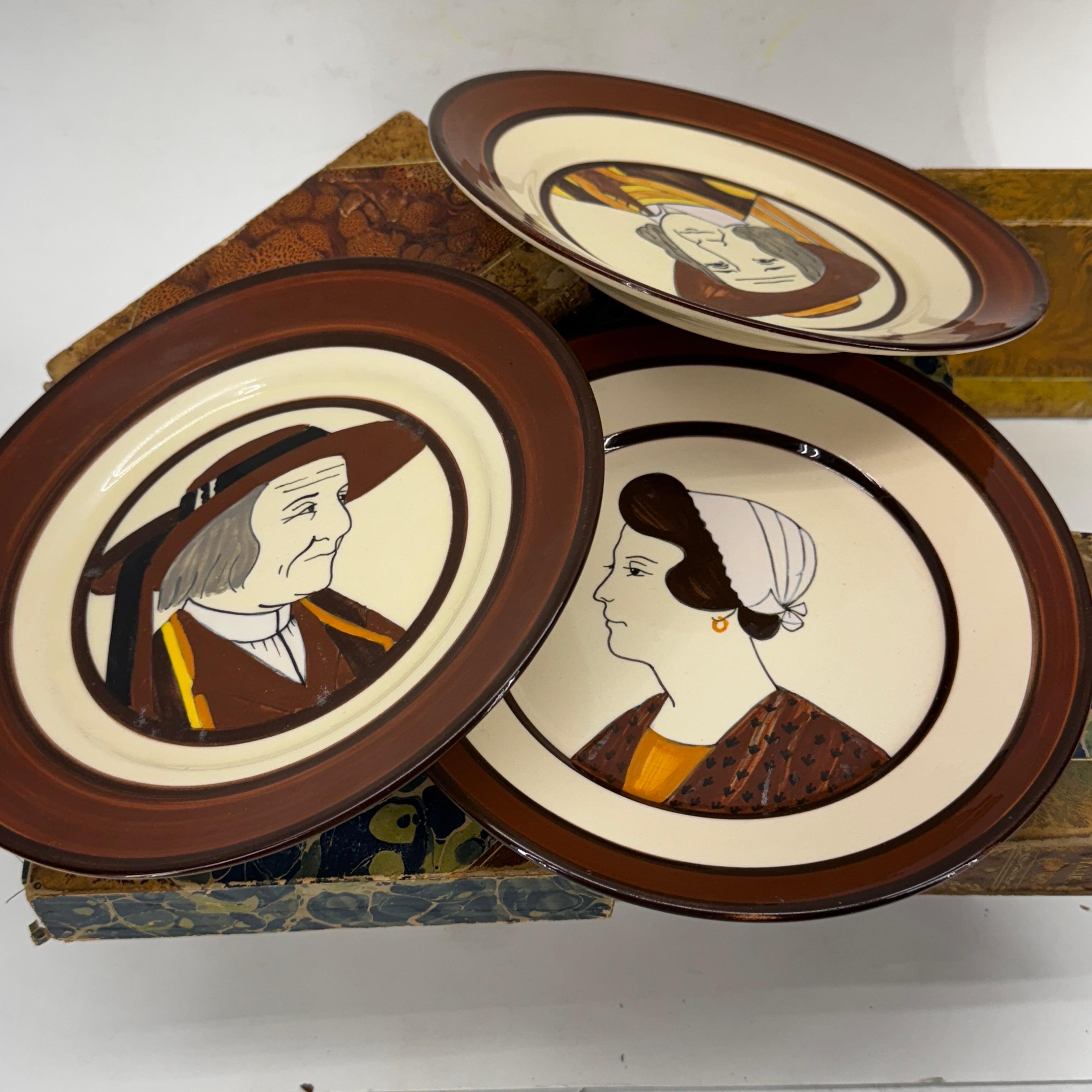 Colección de 3 Platos de loza francesa HB Quimper Breton en venta 1