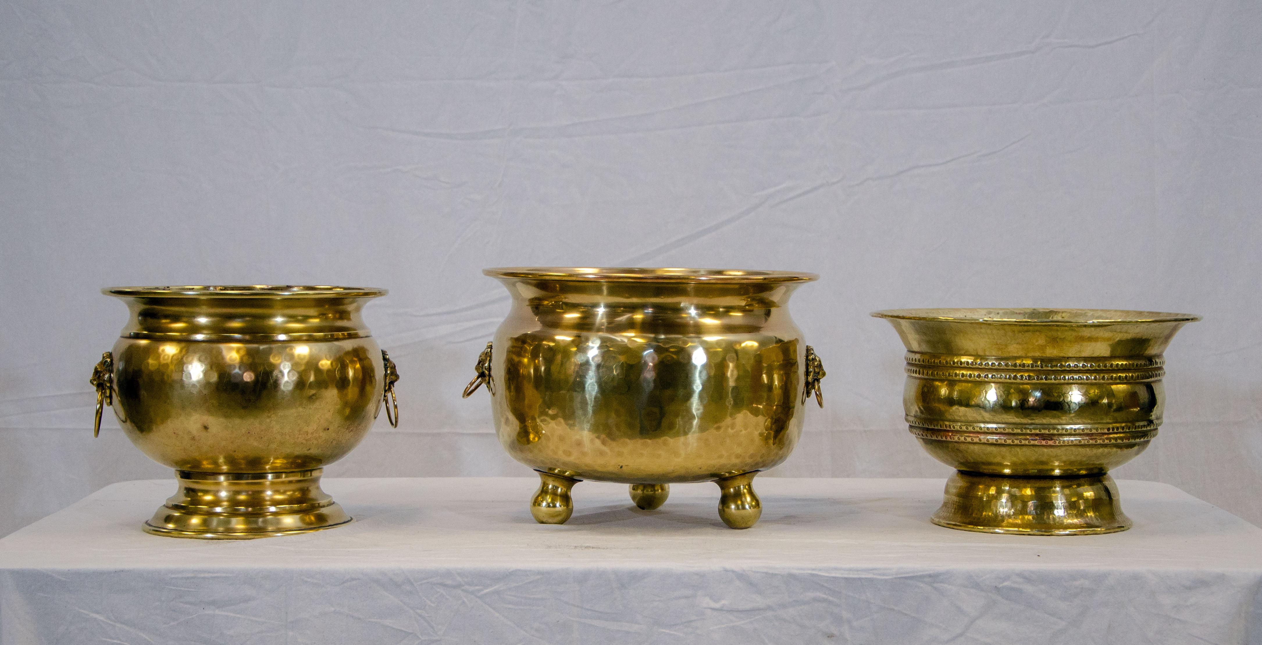 Collection of 3 Hammered Brass Jardinières, Cache Pot, Planters For Sale 2