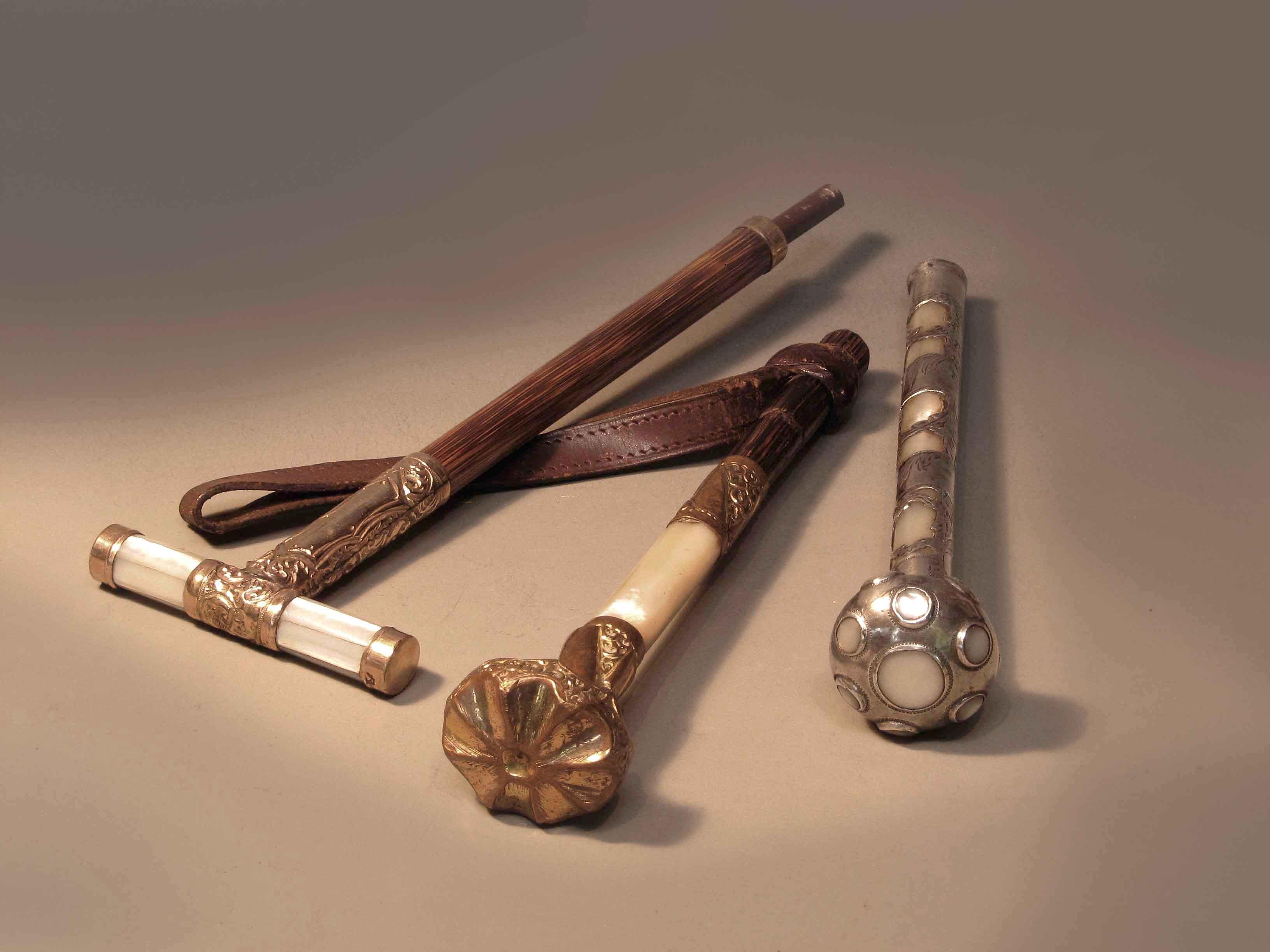 Kollektion von 3 viktorianischen Silber- und Gold geflochtenen Parasolgriffen  (Viktorianisch) im Angebot