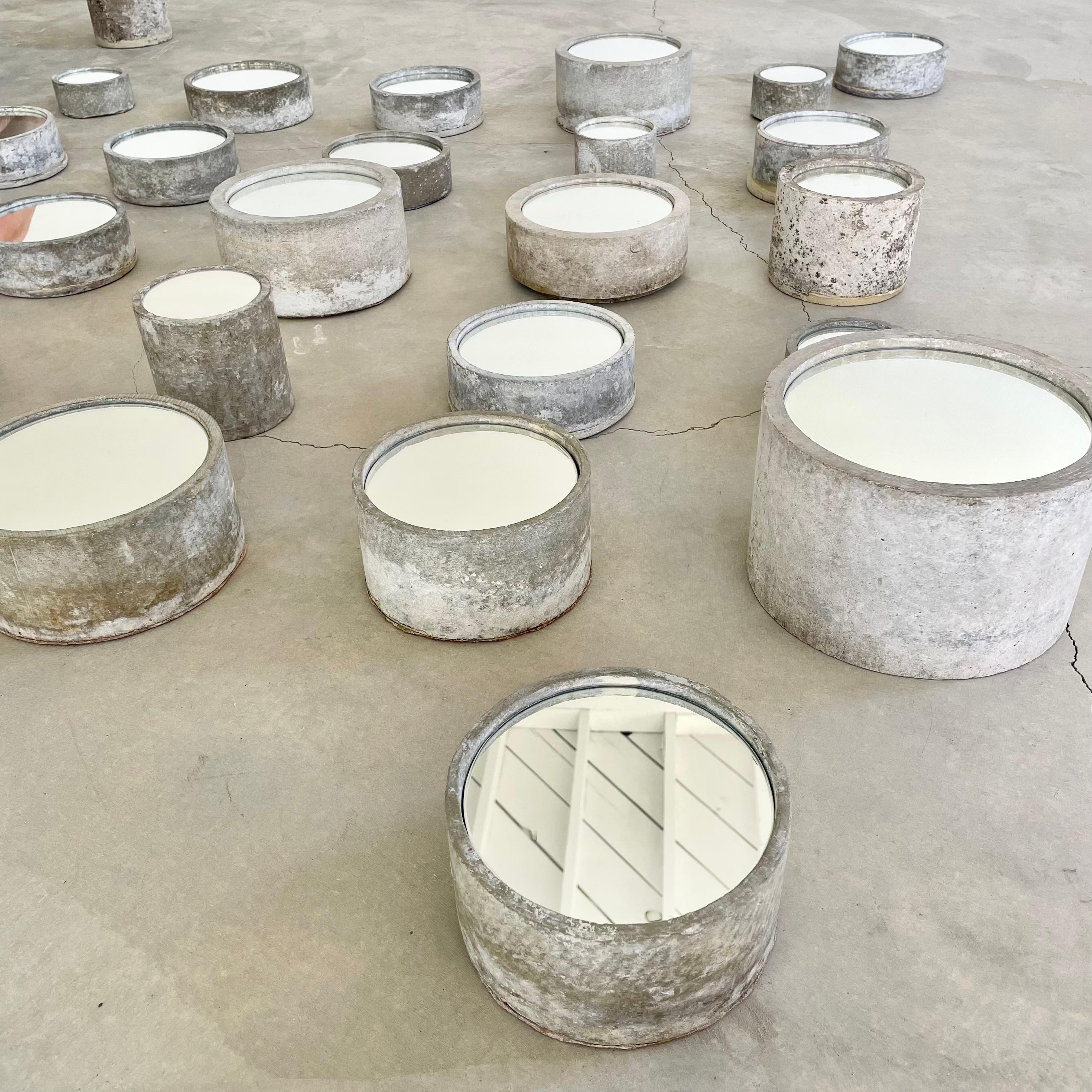 Collection of 34 Willy Guhl Concrete Mirrors, 1960s Switzerland For Sale 7
