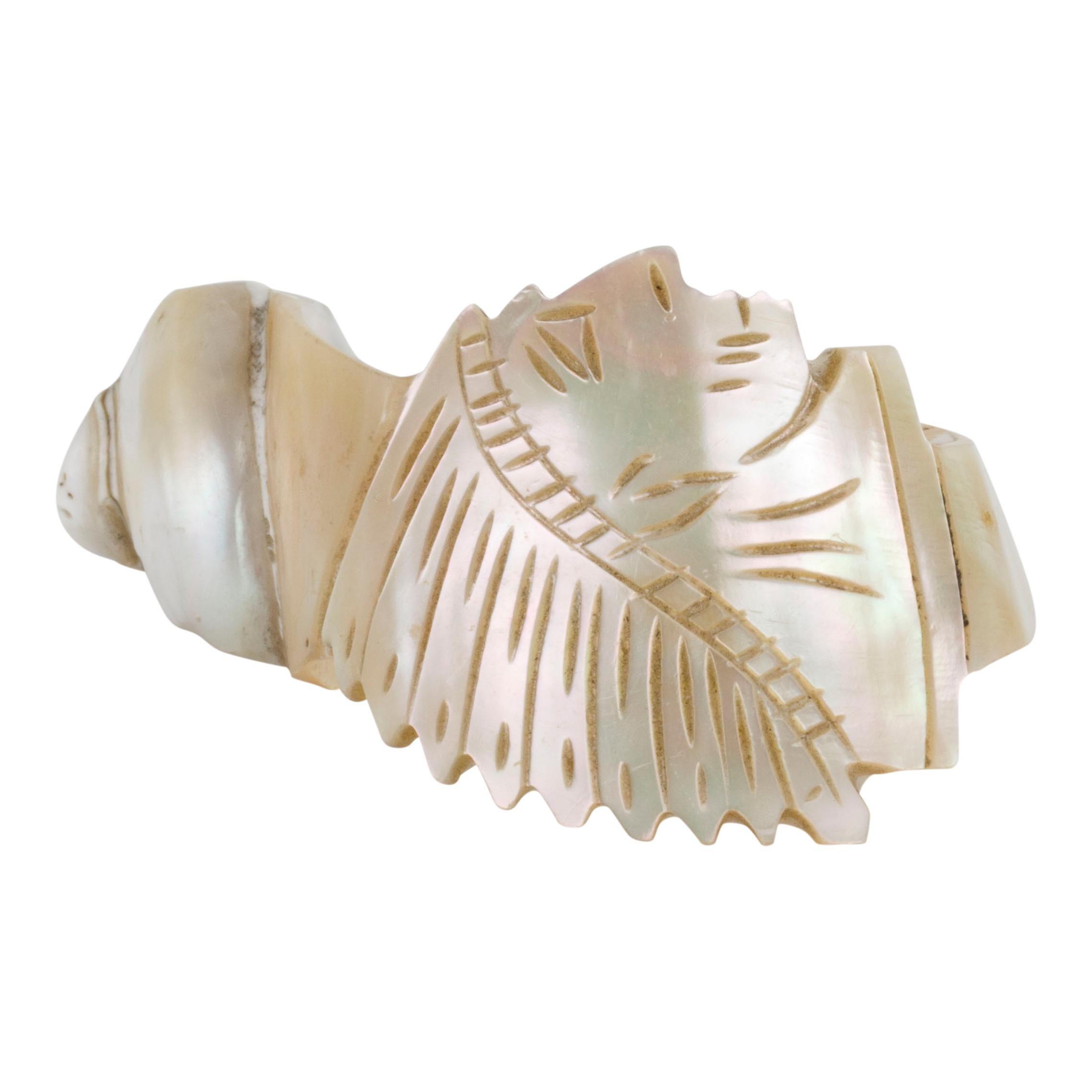 Collezione di 4 portatovaglioli a conchiglia intagliati del 1890 In condizioni buone in vendita a Coeur d Alene, ID