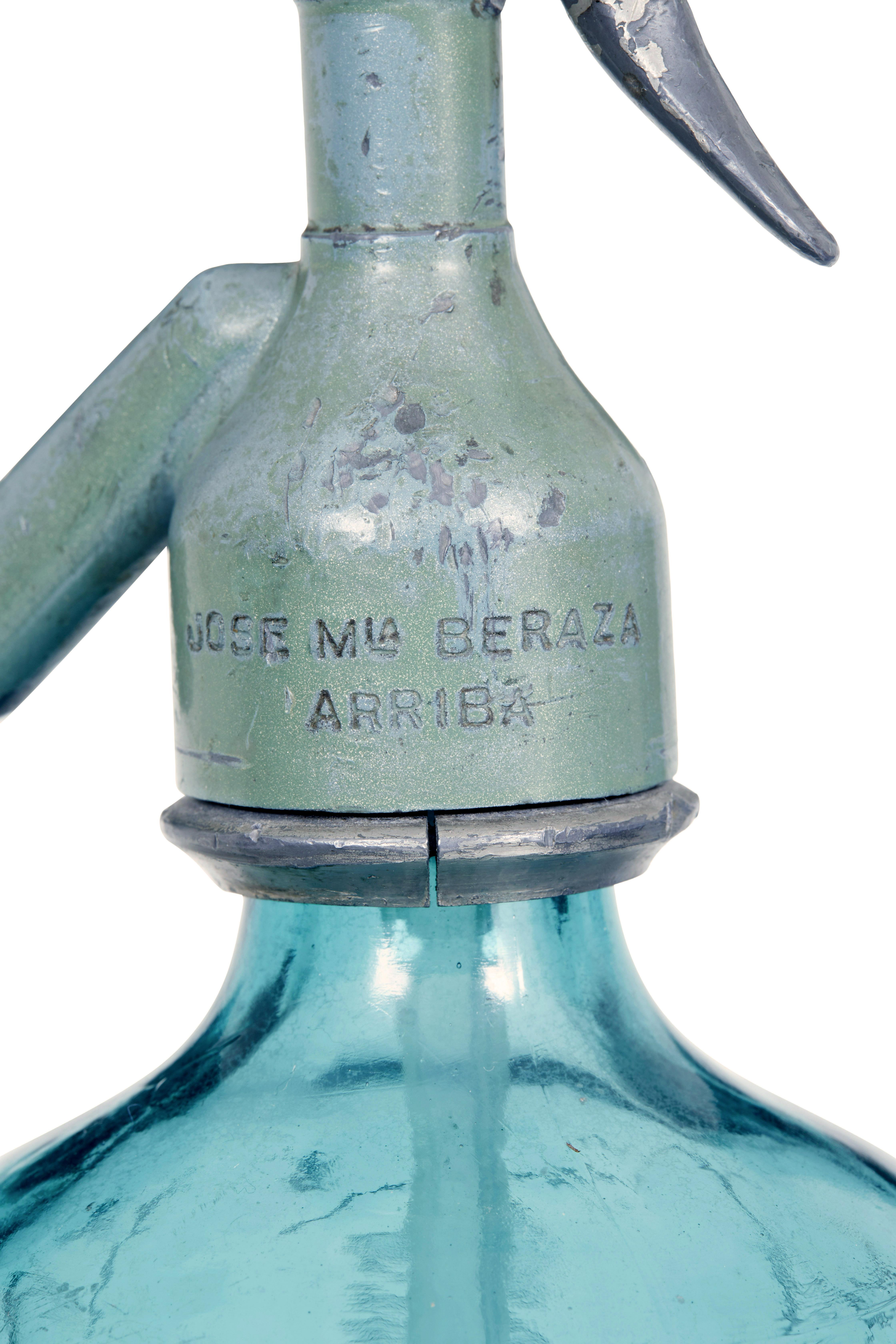 20ième siècle Collectional de 4 siphons à soda en verre gravé art déco français en vente