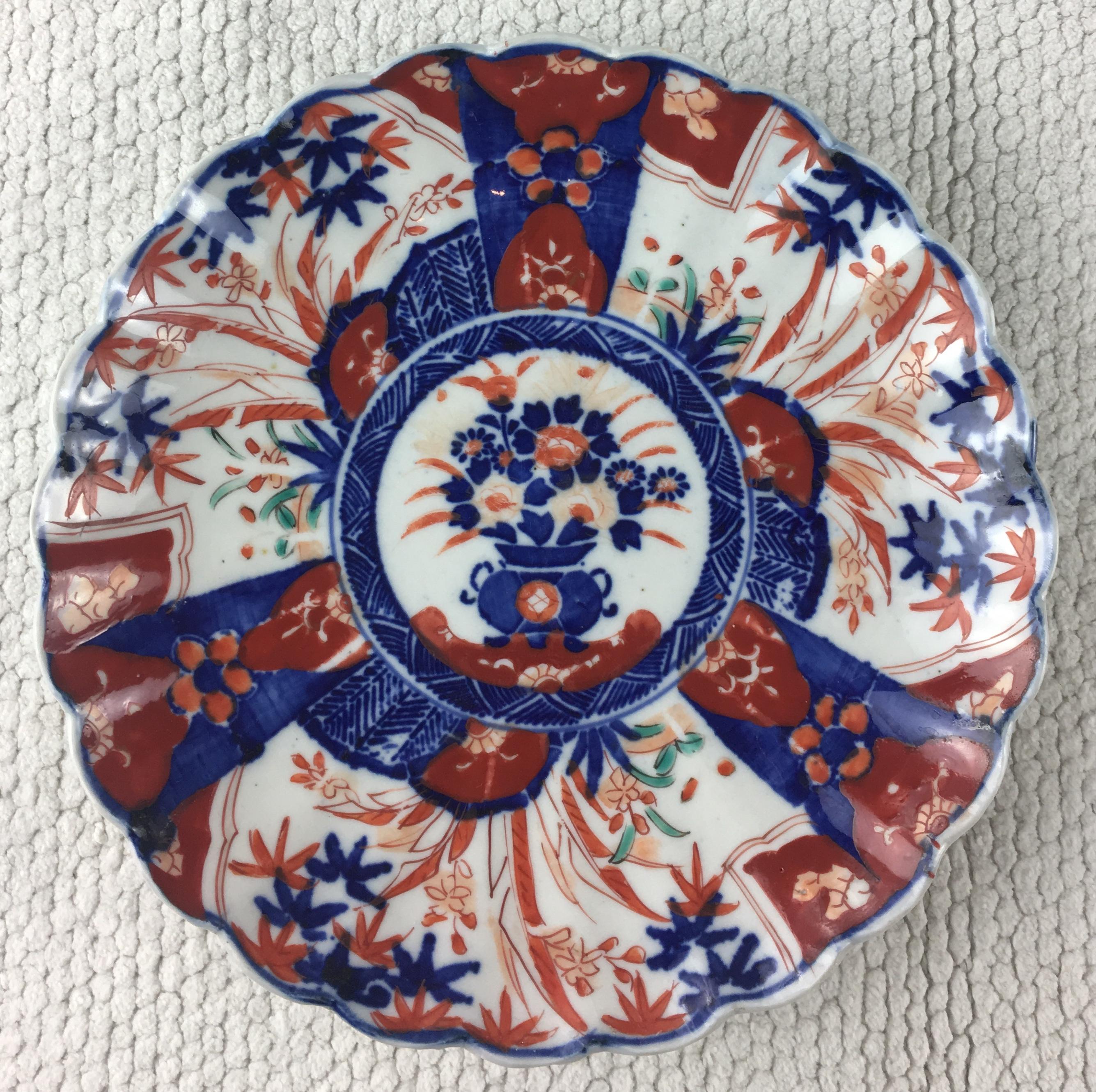 Meiji Collection of 4 Imari Japanese Chargers with Various Motifs
