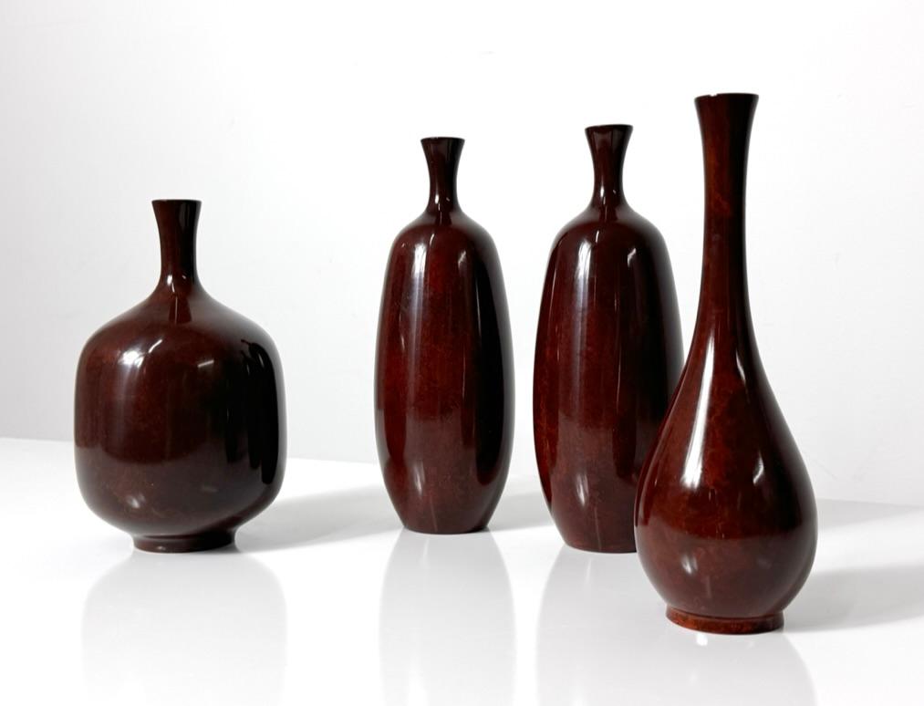 Sammlung von 4 japanischen Ikebana-Bud-Vasen aus der Mitte des 20. Jahrhunderts um 1950 (Japanisch) im Angebot