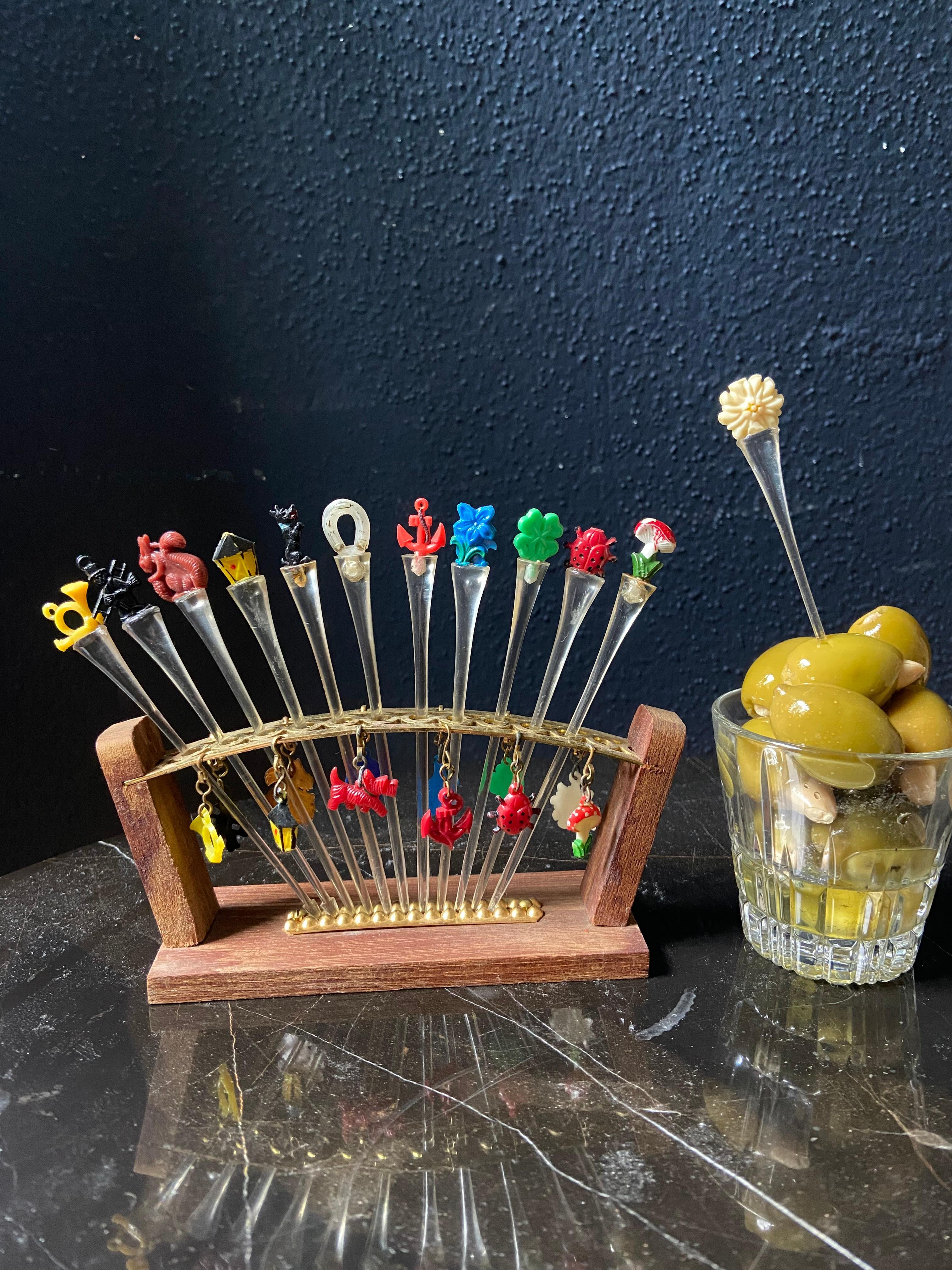 Collection of 48 Vintage Cocktail / Tapas Picks, Germany 1970's finales del siglo XX en venta