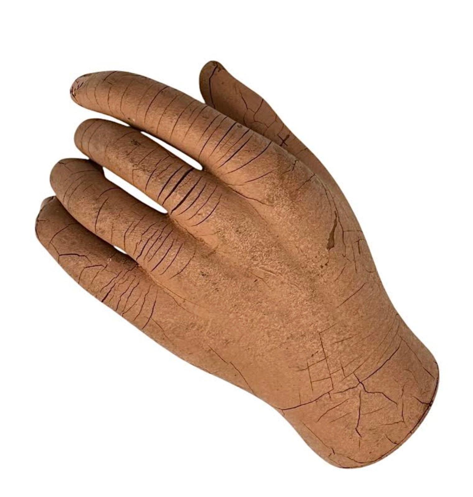 Colección De 5 Manos De Maniquí Antiguas Hecho a máquina en venta