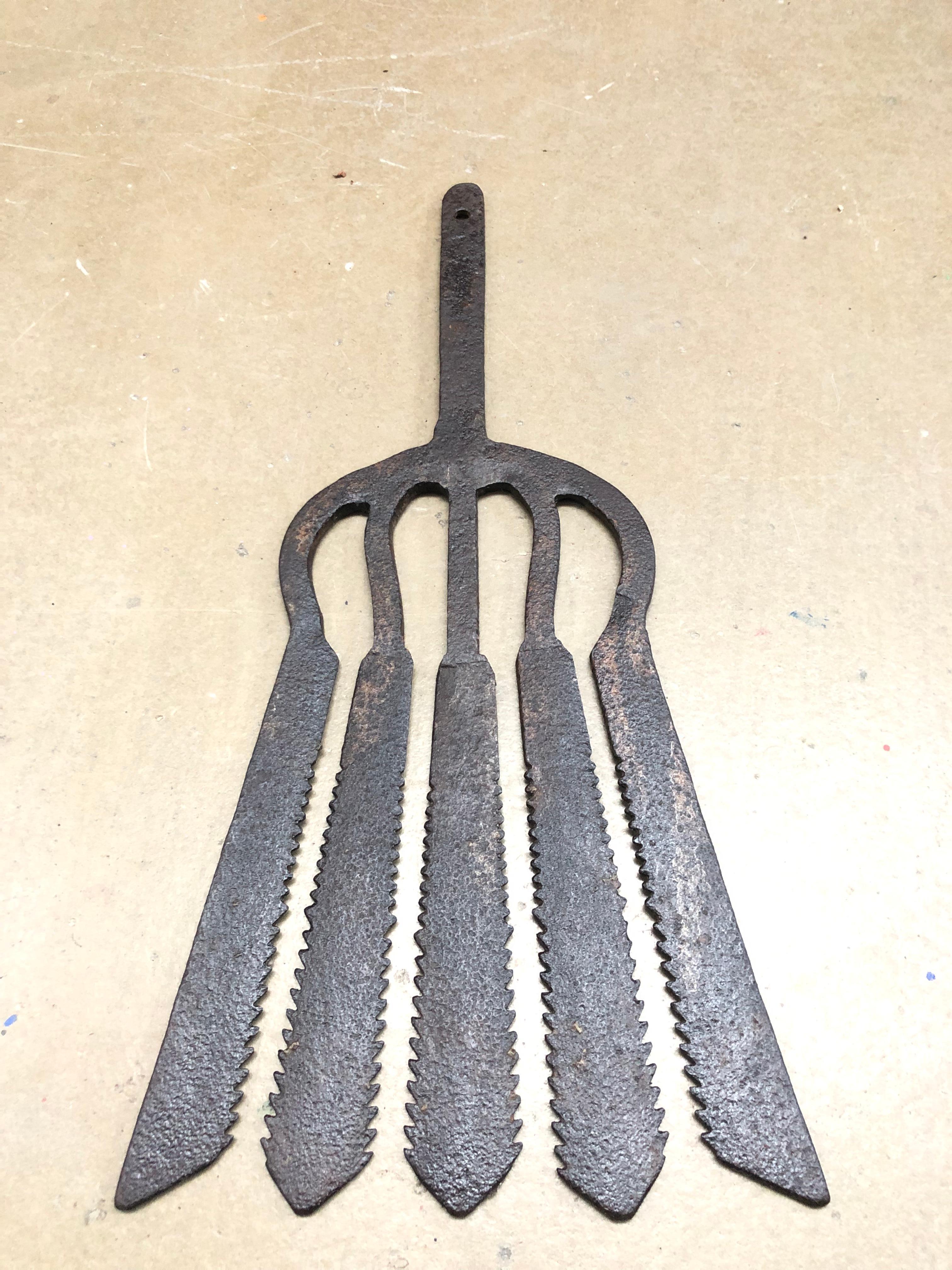 Collection of 5 Antique Wrought Iron Eel Forks 3