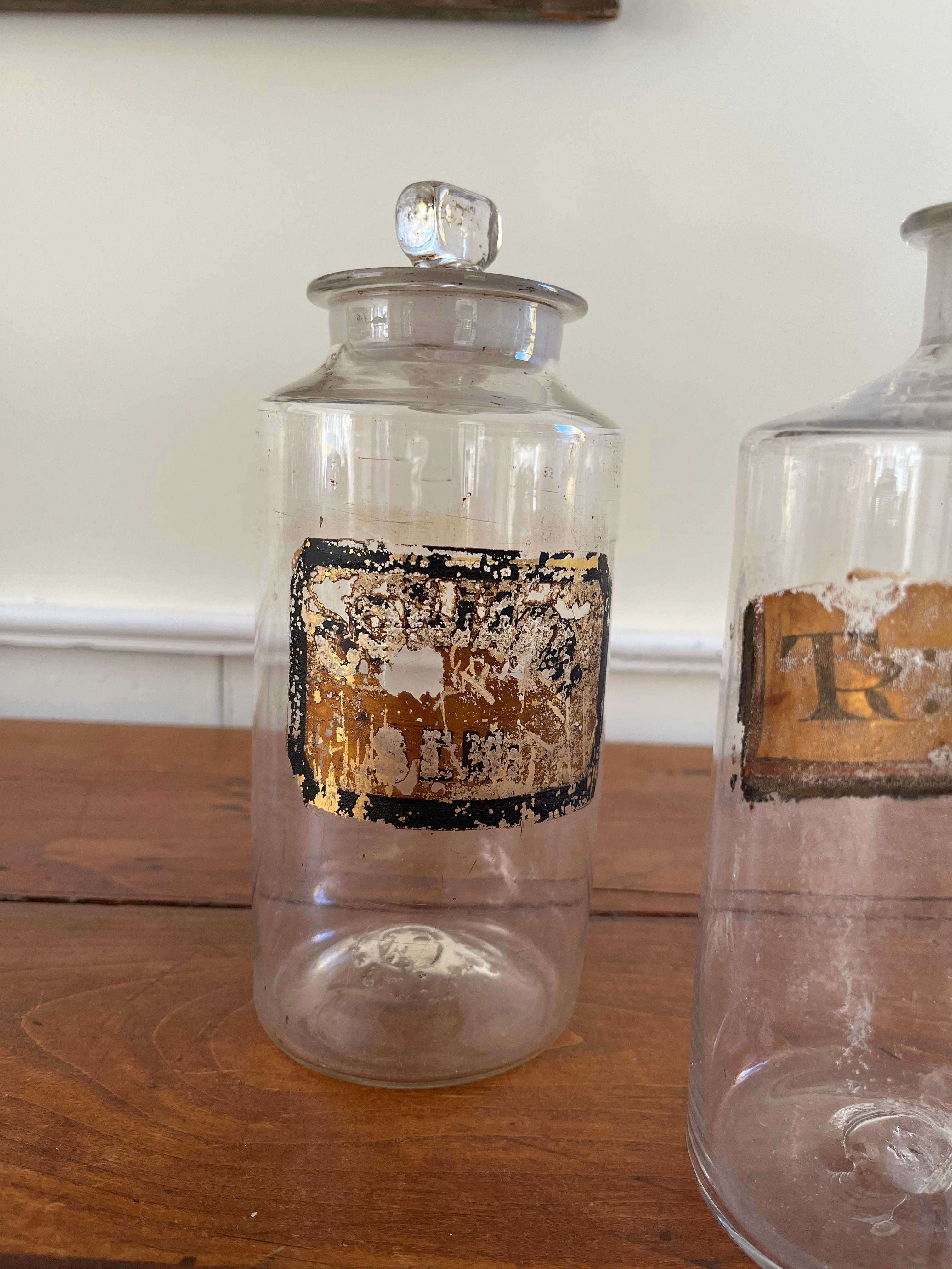 Early Victorian Collection of 5 Apothecary Bottles, Circa 1850 For Sale