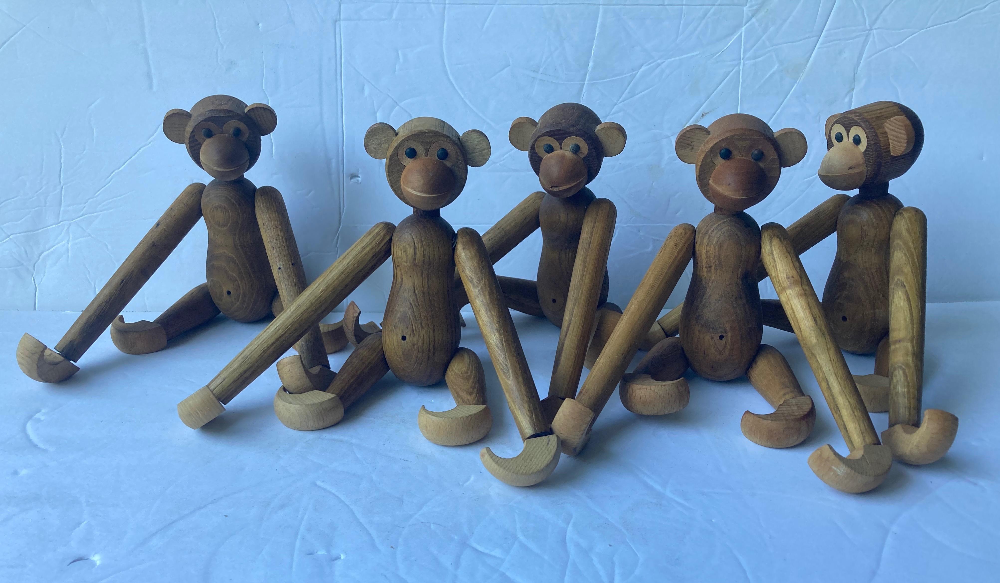 Hand-Crafted Collection of 5 Articulated Wooden Monkeys/Toys/Sculptures in Style of Bojesen For Sale