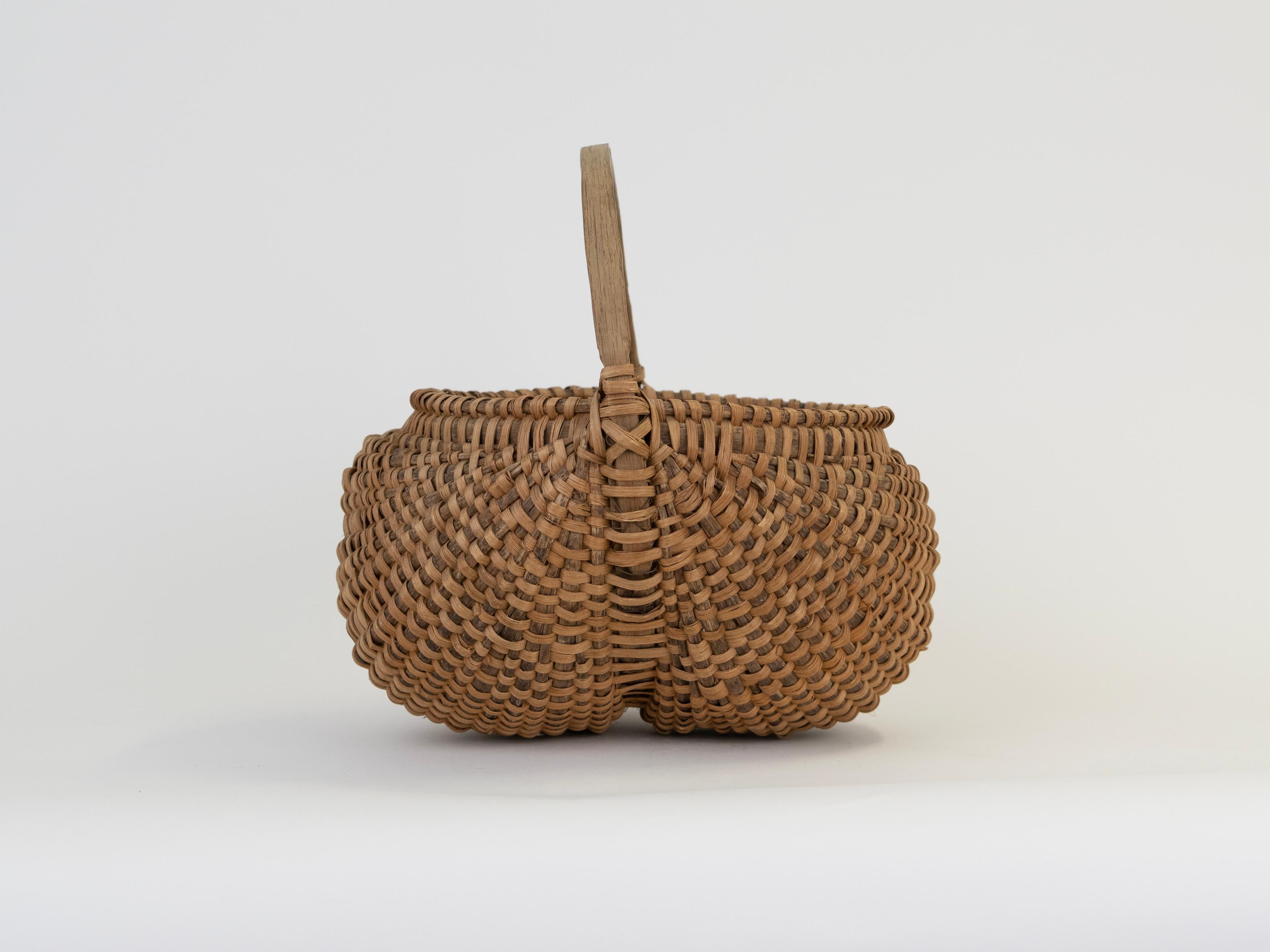 Collection of 5 Early 20th Century American Woven baskets For Sale 7