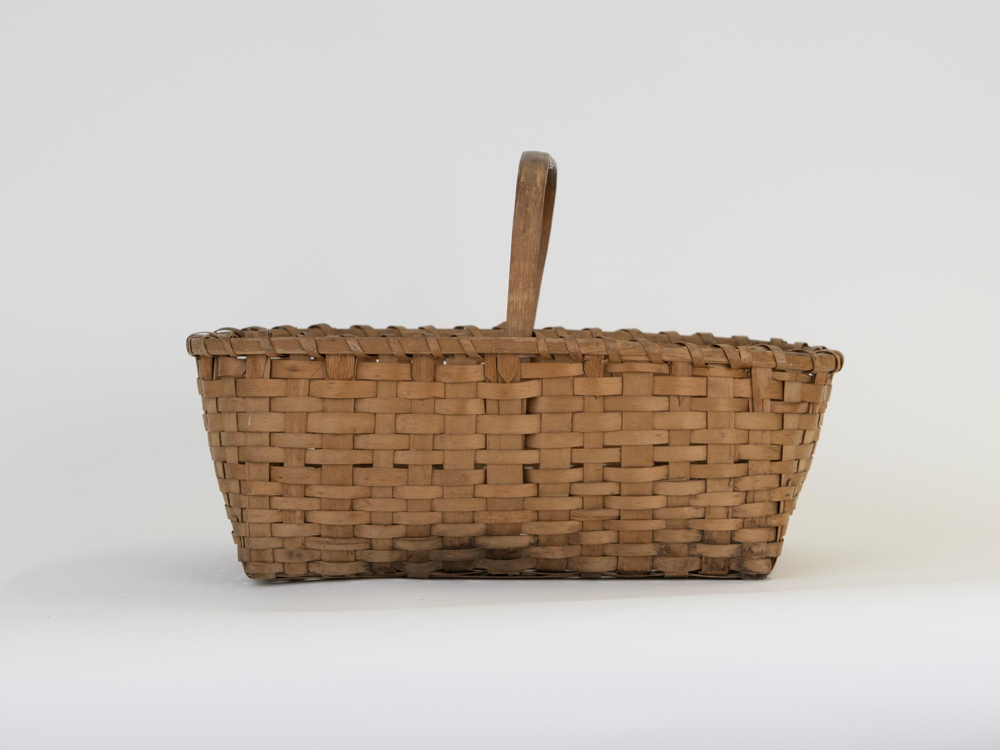 Collection of 5 Early 20th Century American Woven baskets For Sale 10