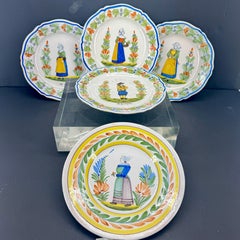 Collection de 5 assiettes en faïence de Quimper française